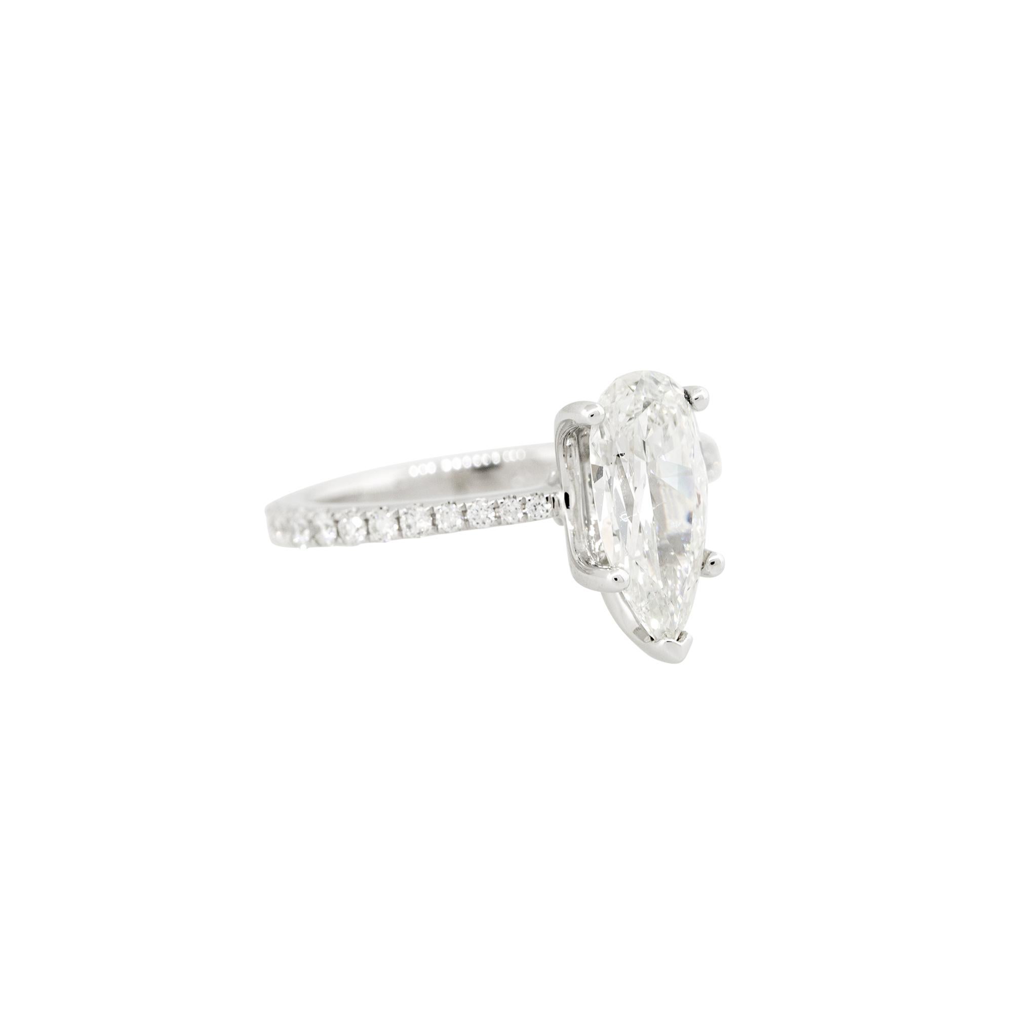 Modern GIA Certified 2.16 Carat Pear Shaped Diamond Engagement Ring 18 Karat in Stock