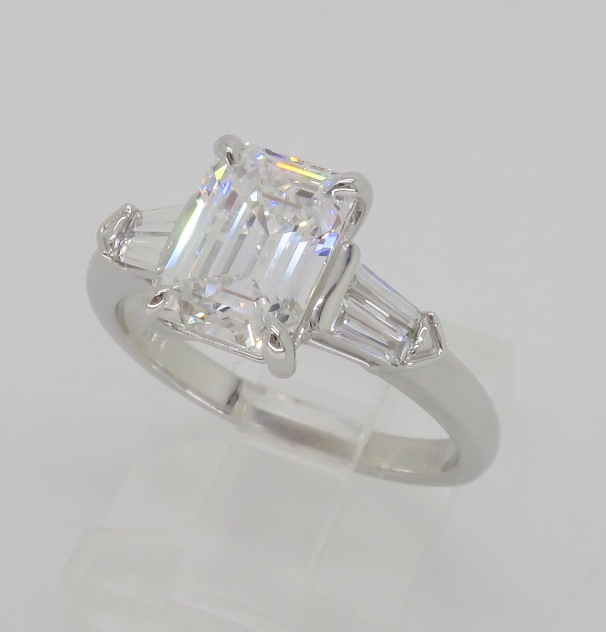 GIA Certified 2.19CTW Emerald Cut Diamond Engagement Ring For Sale 13