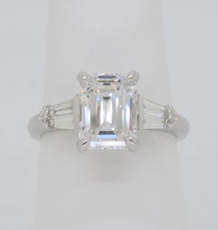 Anillo de compromiso de diamantes talla esmeralda certificado GIA de 2,19 TQW