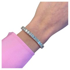 GIA-zertifiziertes 22,55 Karat Platin-Tennisarmband mit Diamanten im Smaragdschliff
