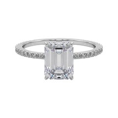 GIA Certificado 2.2 Quilates Esmeralda Oculta Halo Pave Banda Anillo Platino Diamante