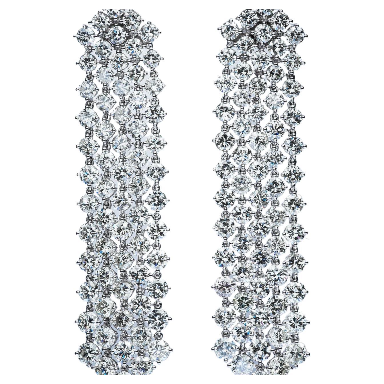 22 carat diamond earrings