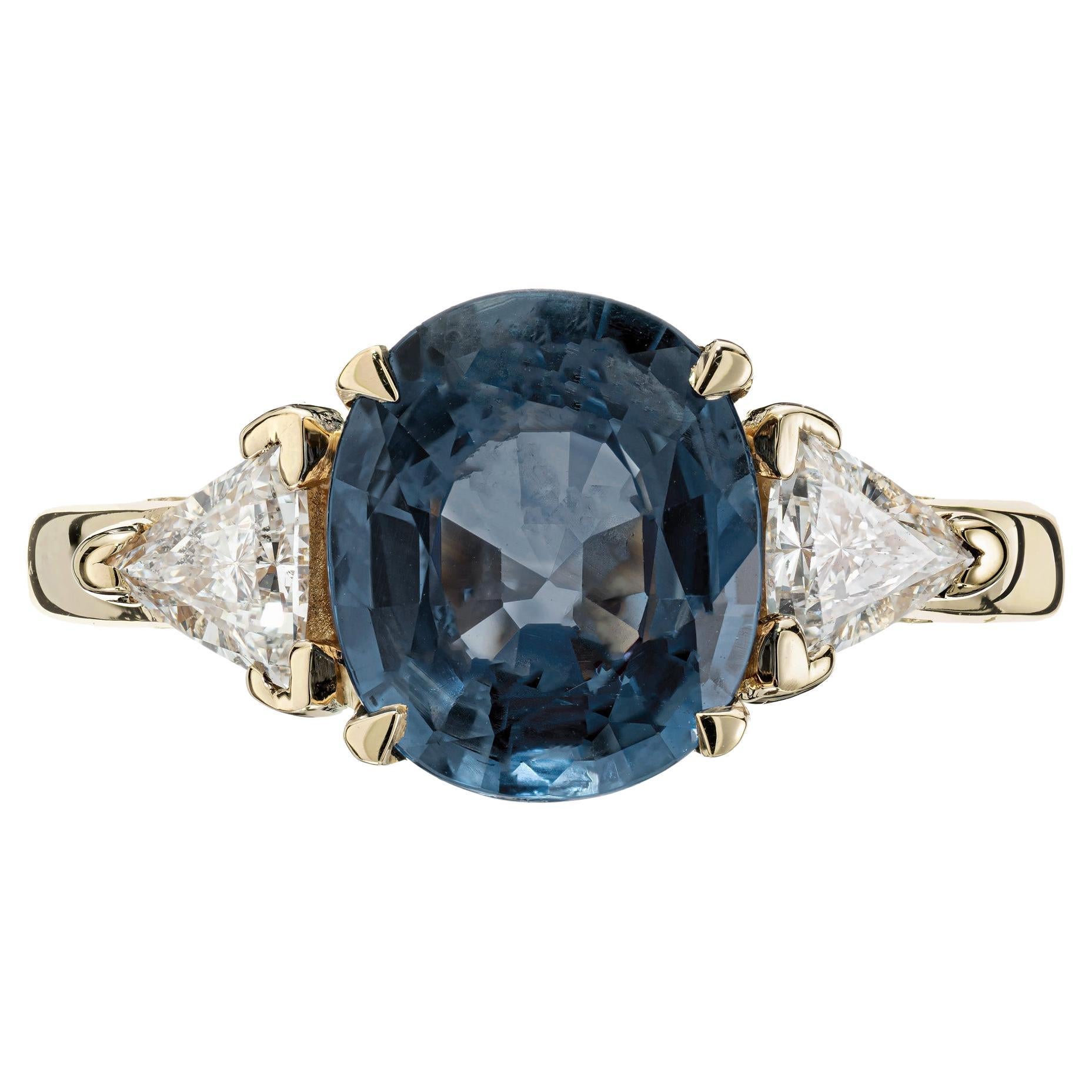 Anello di fidanzamento in oro a tre pietre con diamante e zaffiro blu certificato GIA da 2,20 carati