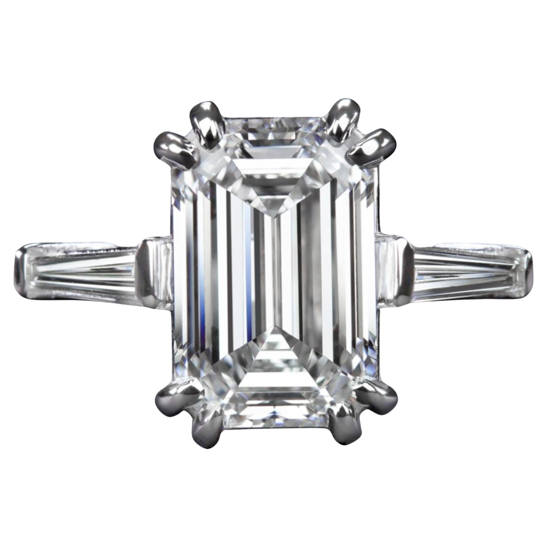 Bague en or 18 carats certifiée GIA, couleur D, clarté VVS1 et diamant taille émeraude de 2,20 carats en vente