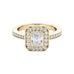 GIA Certified 2,20 Carat Radiant Halo Milgrain Anello con diamanti in oro giallo 18K