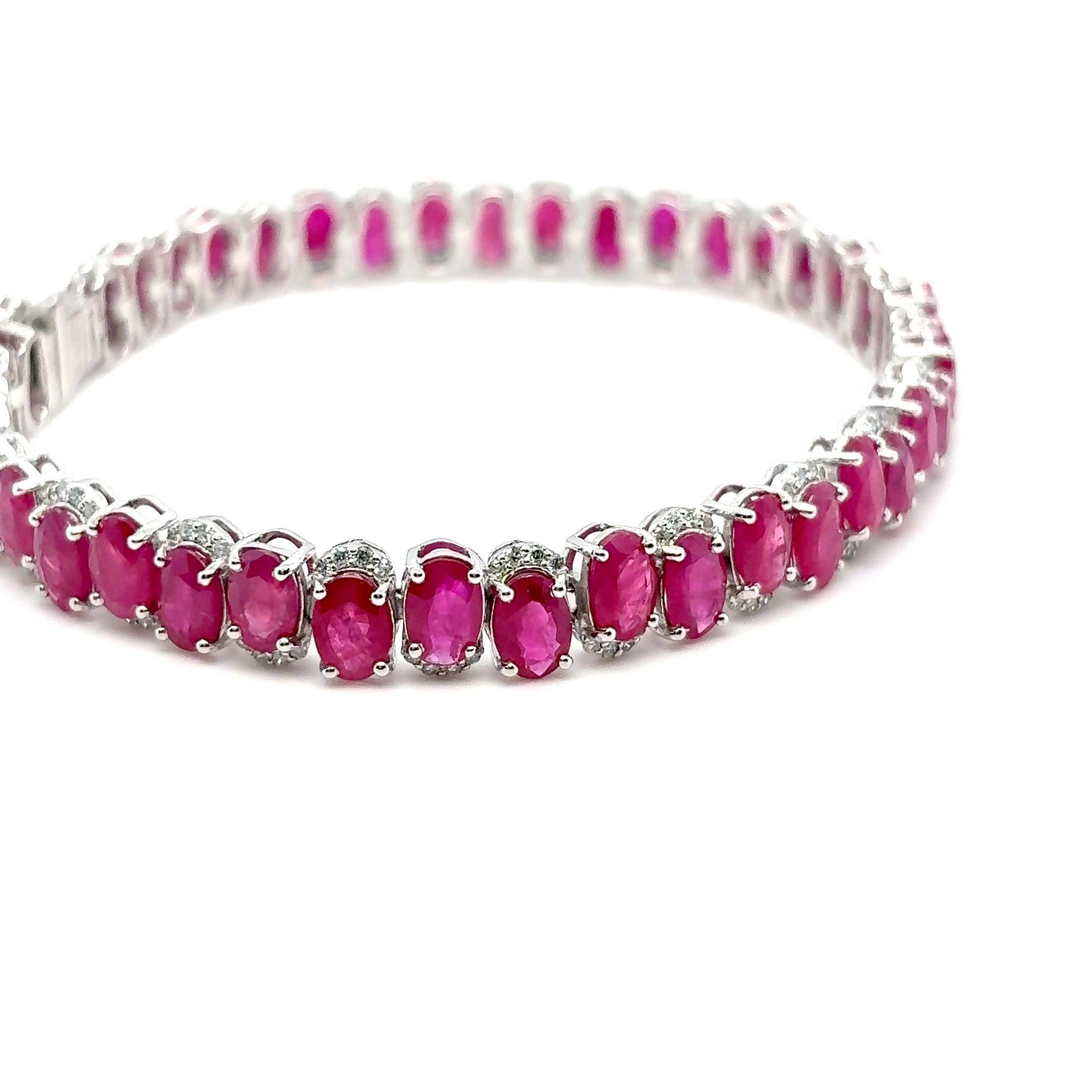 GIA Certified 22.04 Carat Oval Cut Burmese Ruby Diamond Bracelet For Sale 4