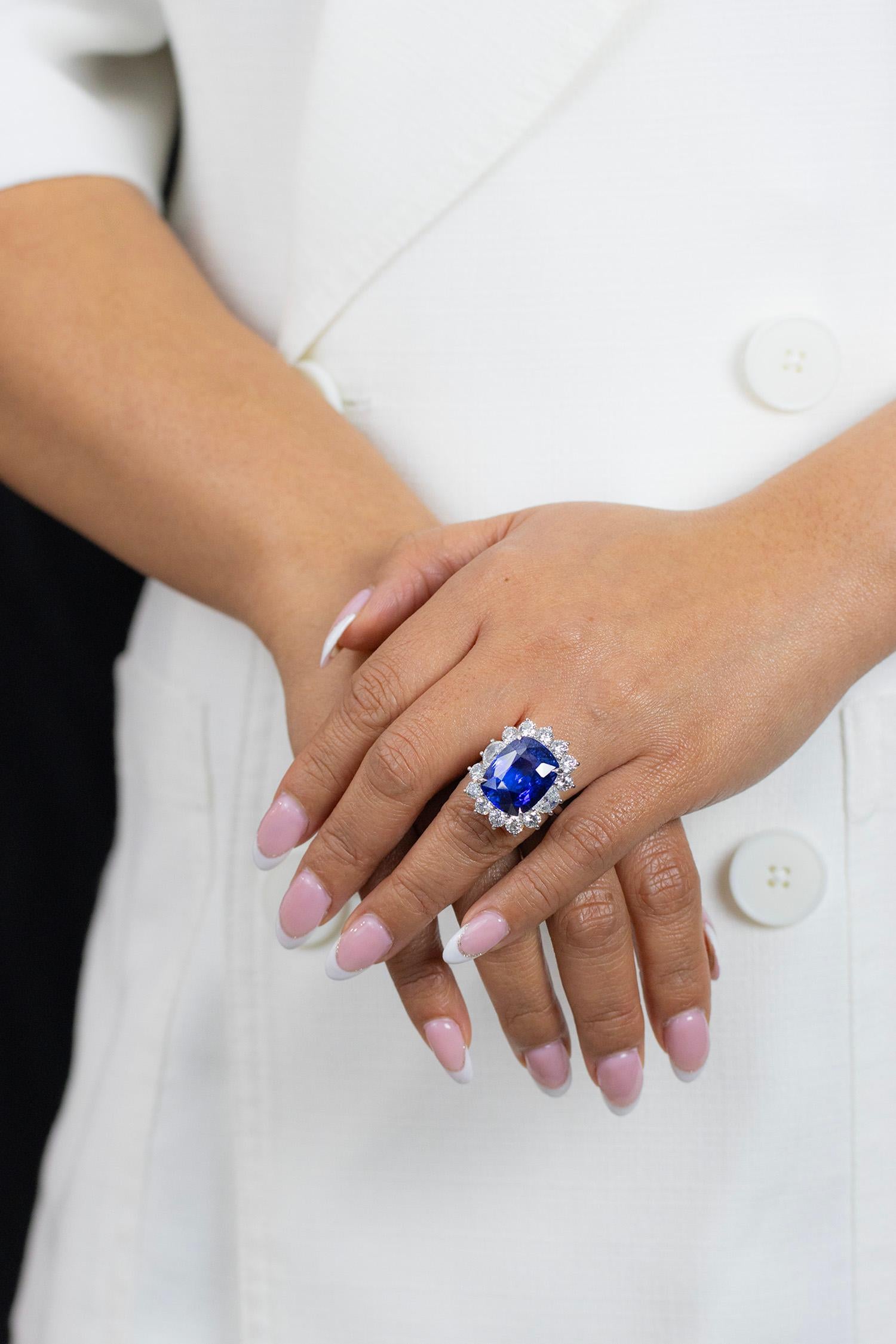 GIA-zertifizierter 22,05 Karat blauer Saphirring mit Kissenschliff im Kissenschliff aus Sri Lanka (Zeitgenössisch)