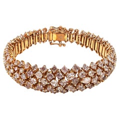 Pulsera de oro rosa con diamantes de fantasía de 22.07 quilates certificados por el GIA