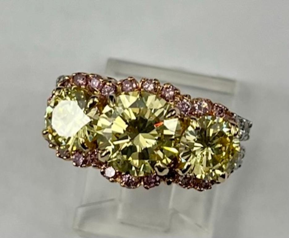 GIA Certified 2.20CT Natural Round Fancy Intense Yellow-VVS2 Ring In New Condition For Sale In San Diego, CA
