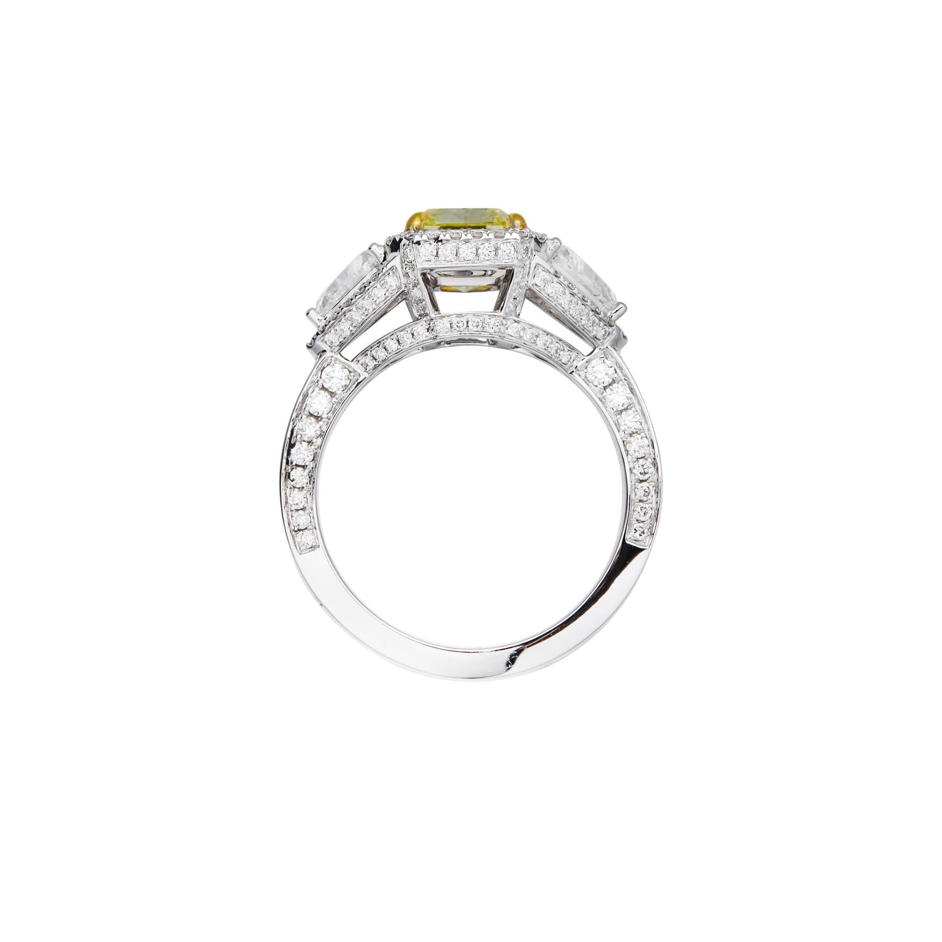 Contemporary GIA Certified, 2.21ct Natural Radiant Cut Fancy Light Yellow Diamond Solitaire