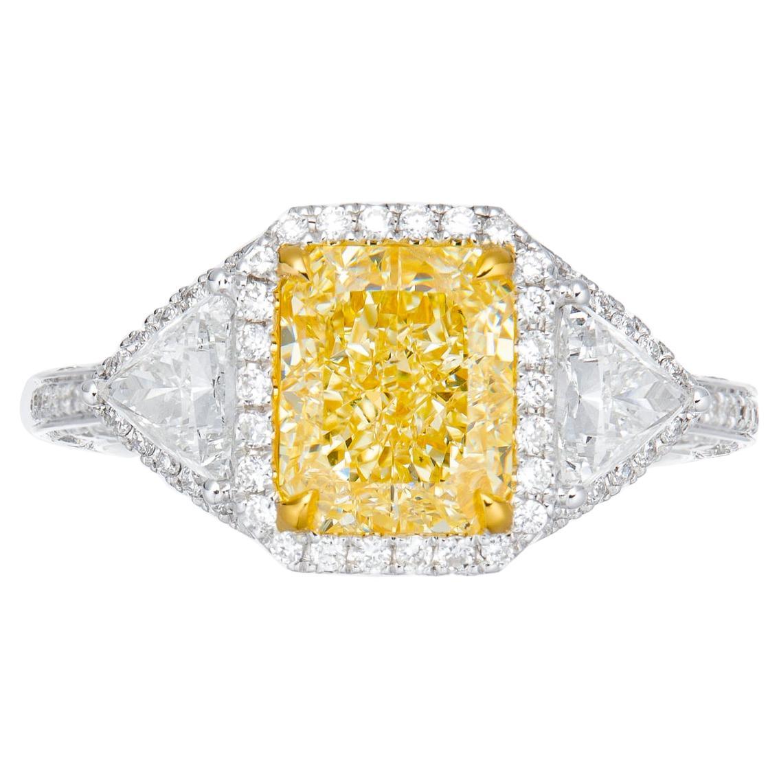 GIA Certified, 2.21ct Natural Radiant Cut Fancy Light Yellow Diamond Solitaire