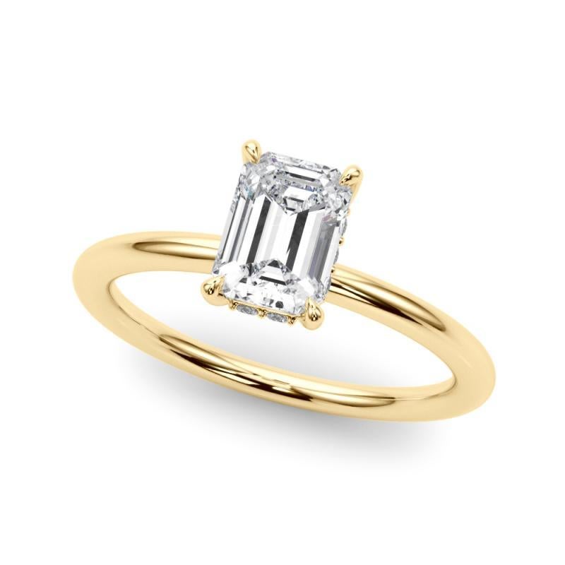 Taglio smeraldo GIA Certified 2,22 Carat Hidden Halo Emerald Anello con diamanti in oro giallo 18K in vendita