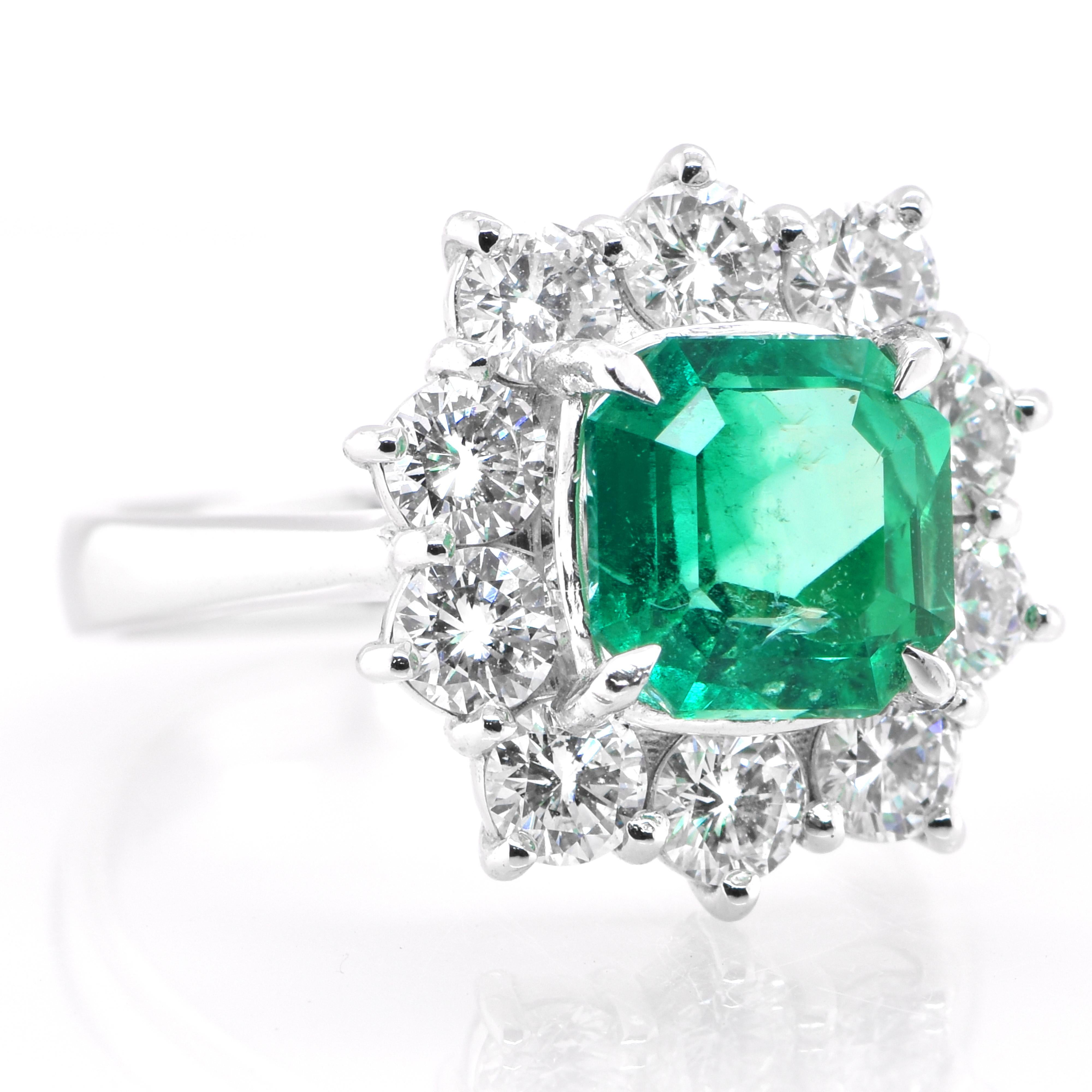 Modern GIA Certified 2.22 Carat Natural Colombian Emerald Ring Set in Platinum