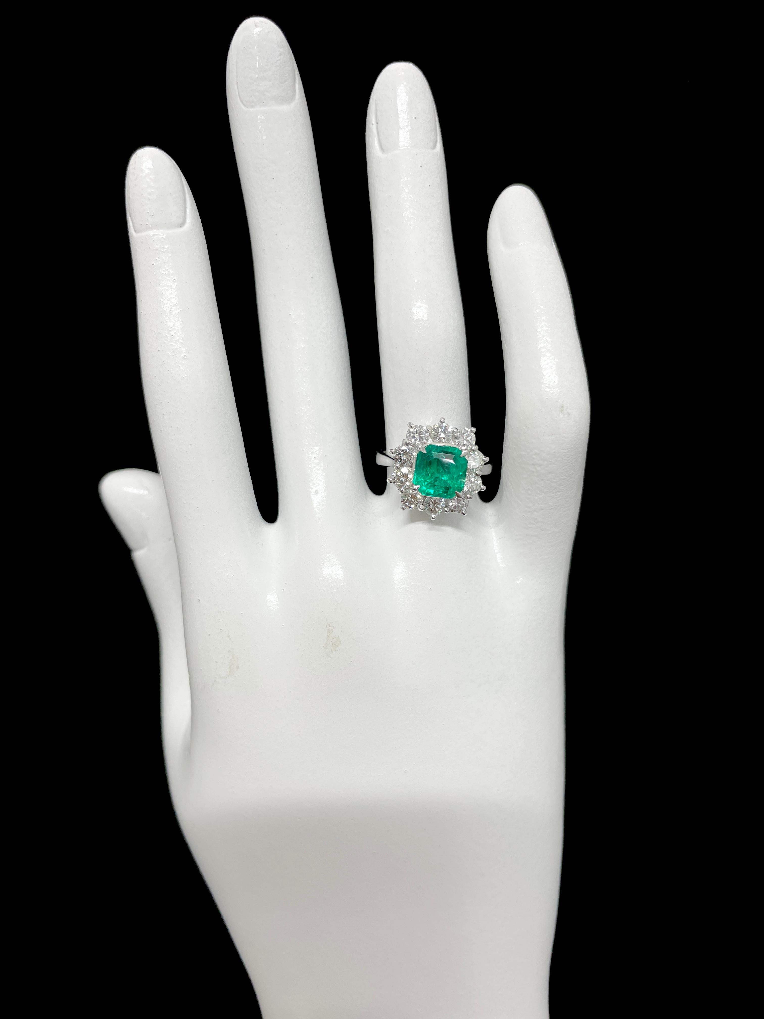 GIA Certified 2.22 Carat Natural Colombian Emerald Ring Set in Platinum 1