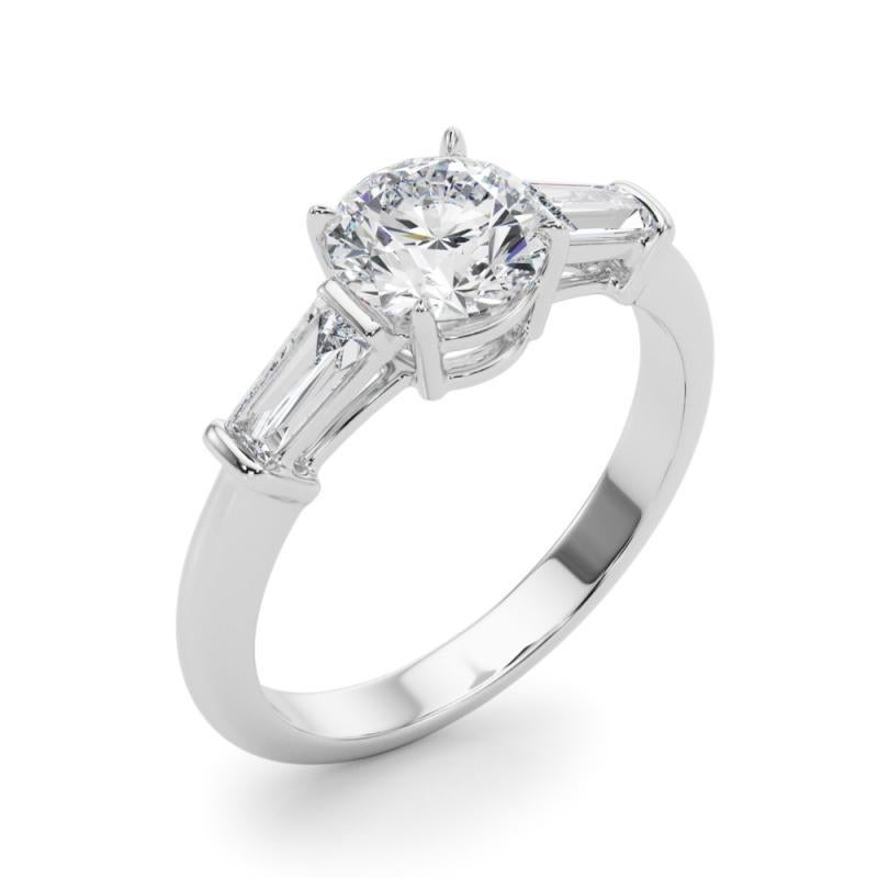 Donna GIA Certified 2.22 Carat Round & Baguette Classic 3-Stone Diamond Ring in vendita
