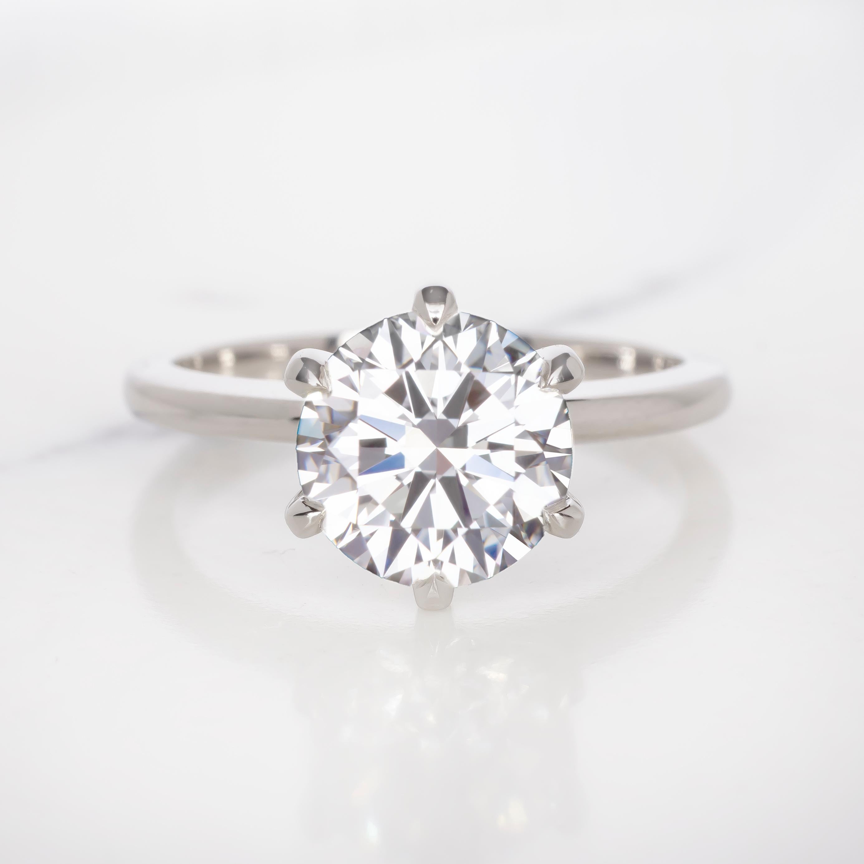 GIA Certified 2.23 Carat Platinum Round Brilliant Cut Diamond Engagement Ring For Sale 2
