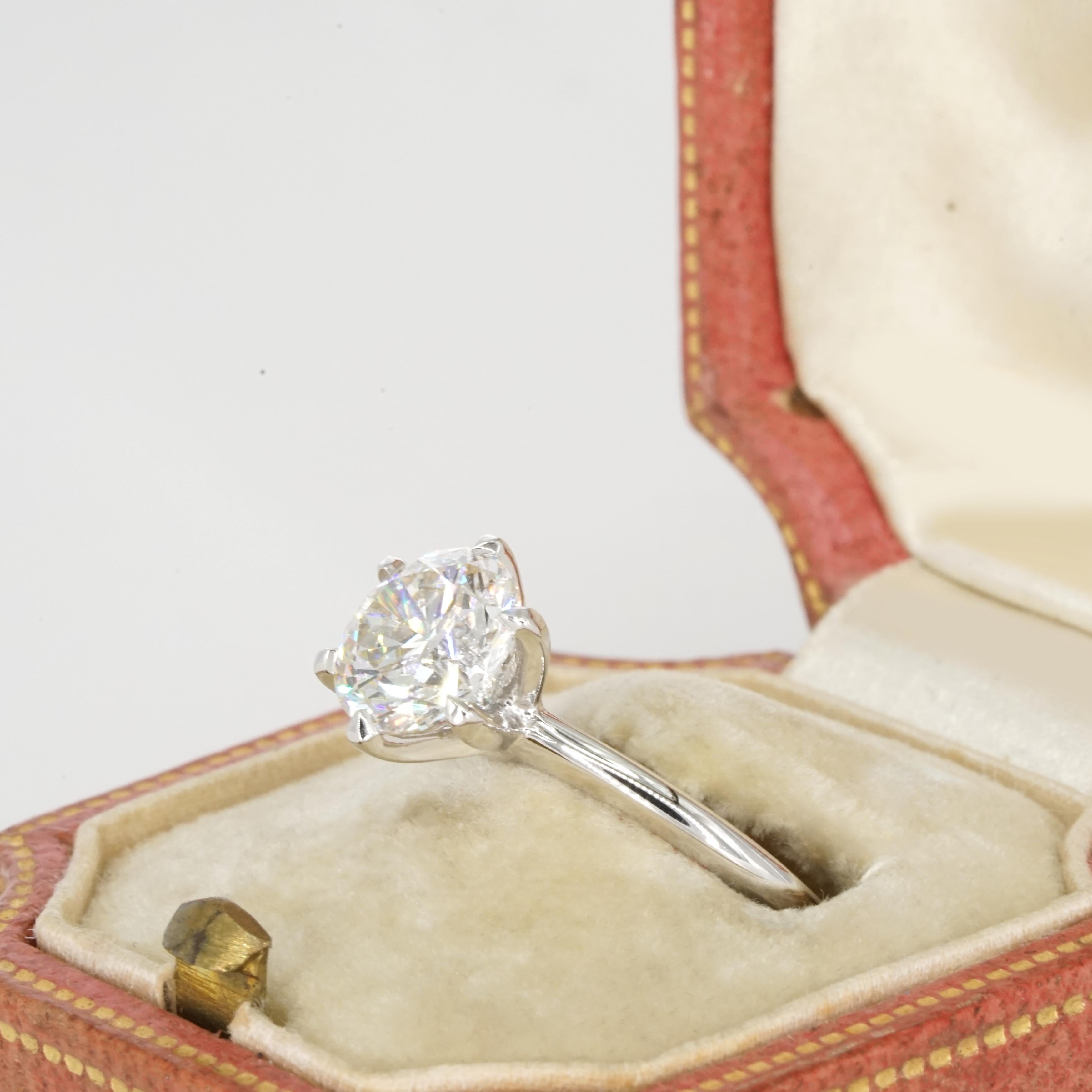 GIA Certified 2.23 Carat Platinum Round Brilliant Cut Diamond Engagement Ring For Sale 3