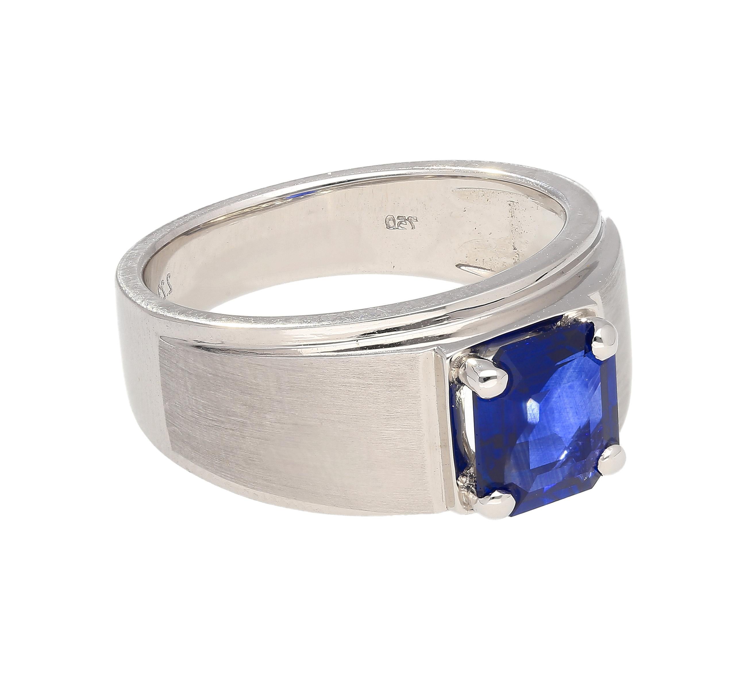 GIA Certified 2.23 Carat Sri Lanka Blue Sapphire Men's Ring For Sale 2