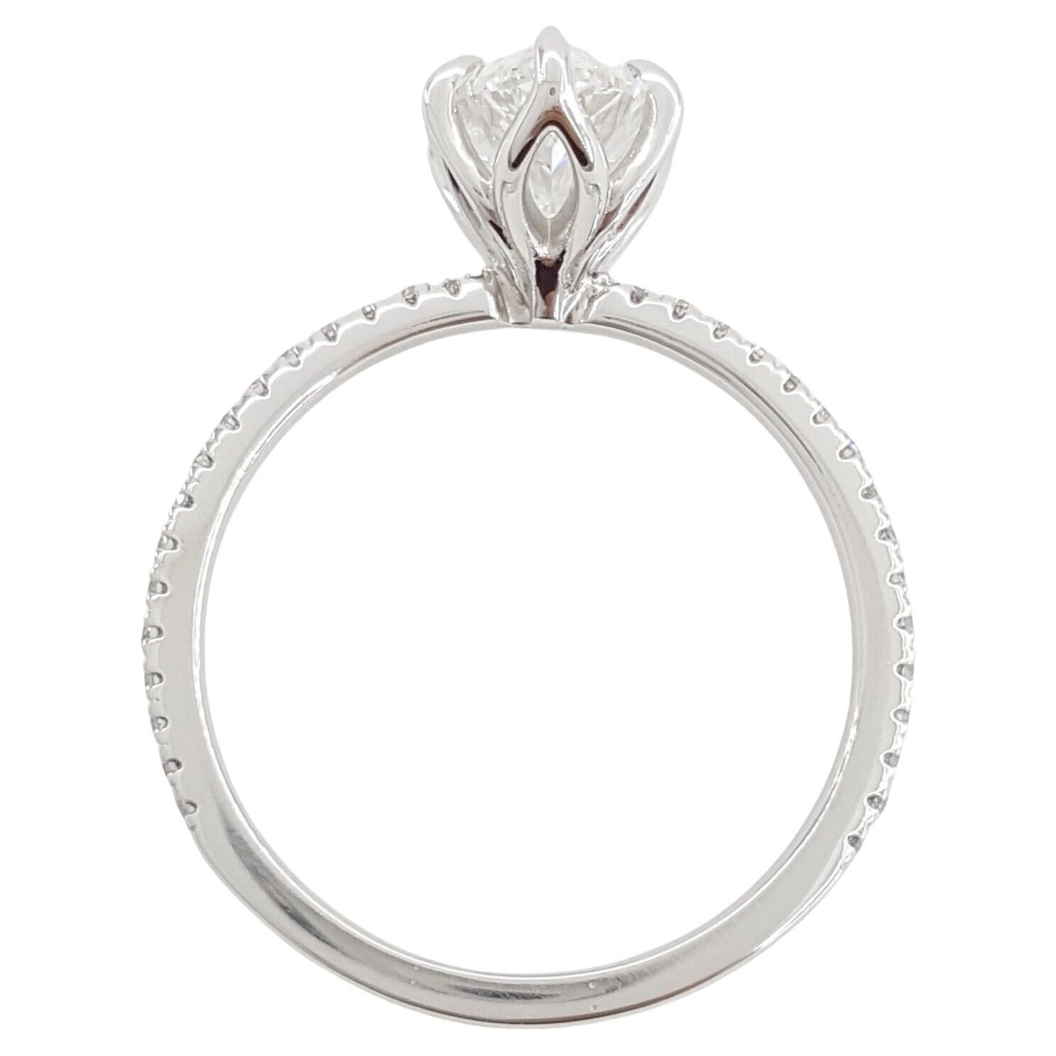 Moderne Bague de fiançailles en platine avec diamant marquise de 2,25 carats certifié GIA en vente