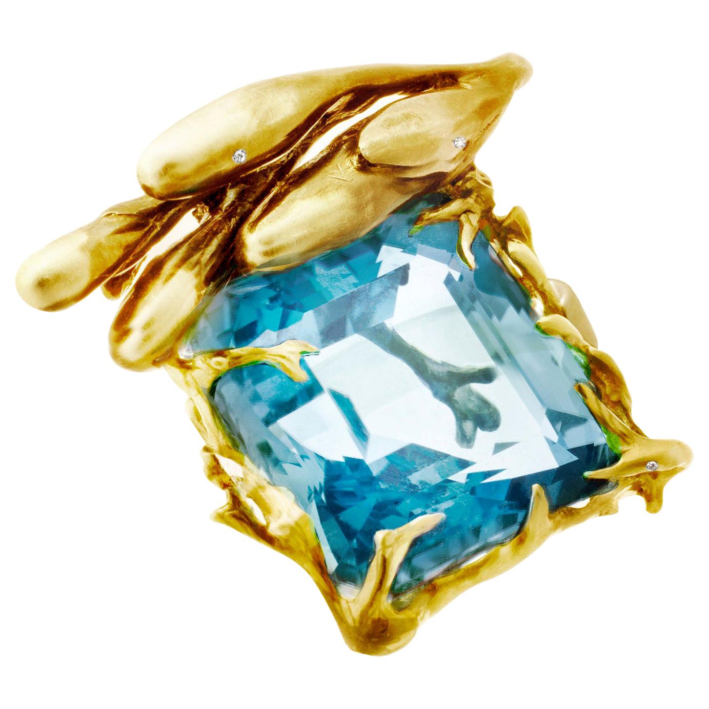 Yellow Gold Certified Twenty Carats Aquamarine Pendant Necklace