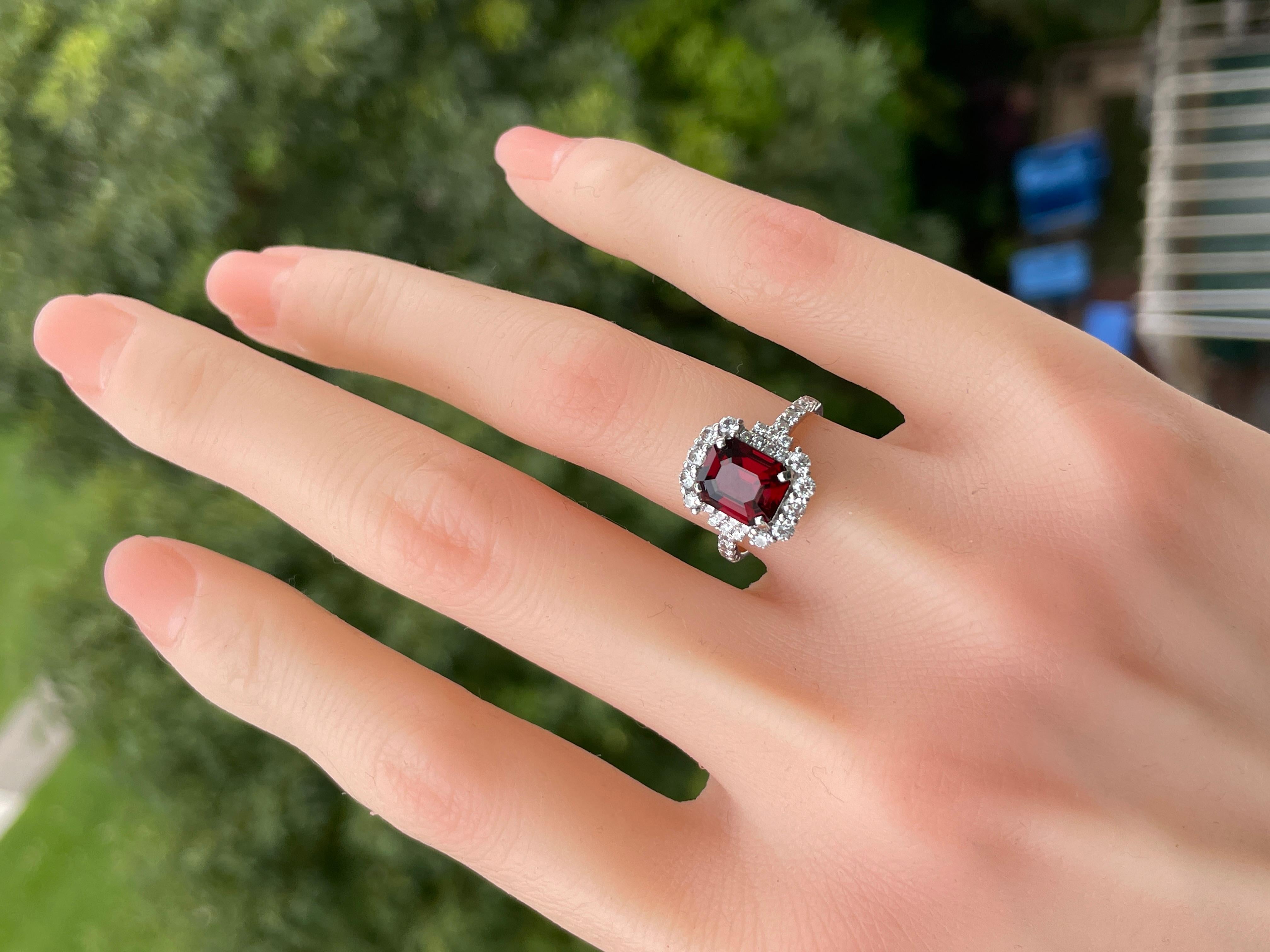 Emerald Cut GIA certified 2.26Ct Red Spinel Ring with Natural Diamonds in 18k solid gold For Sale