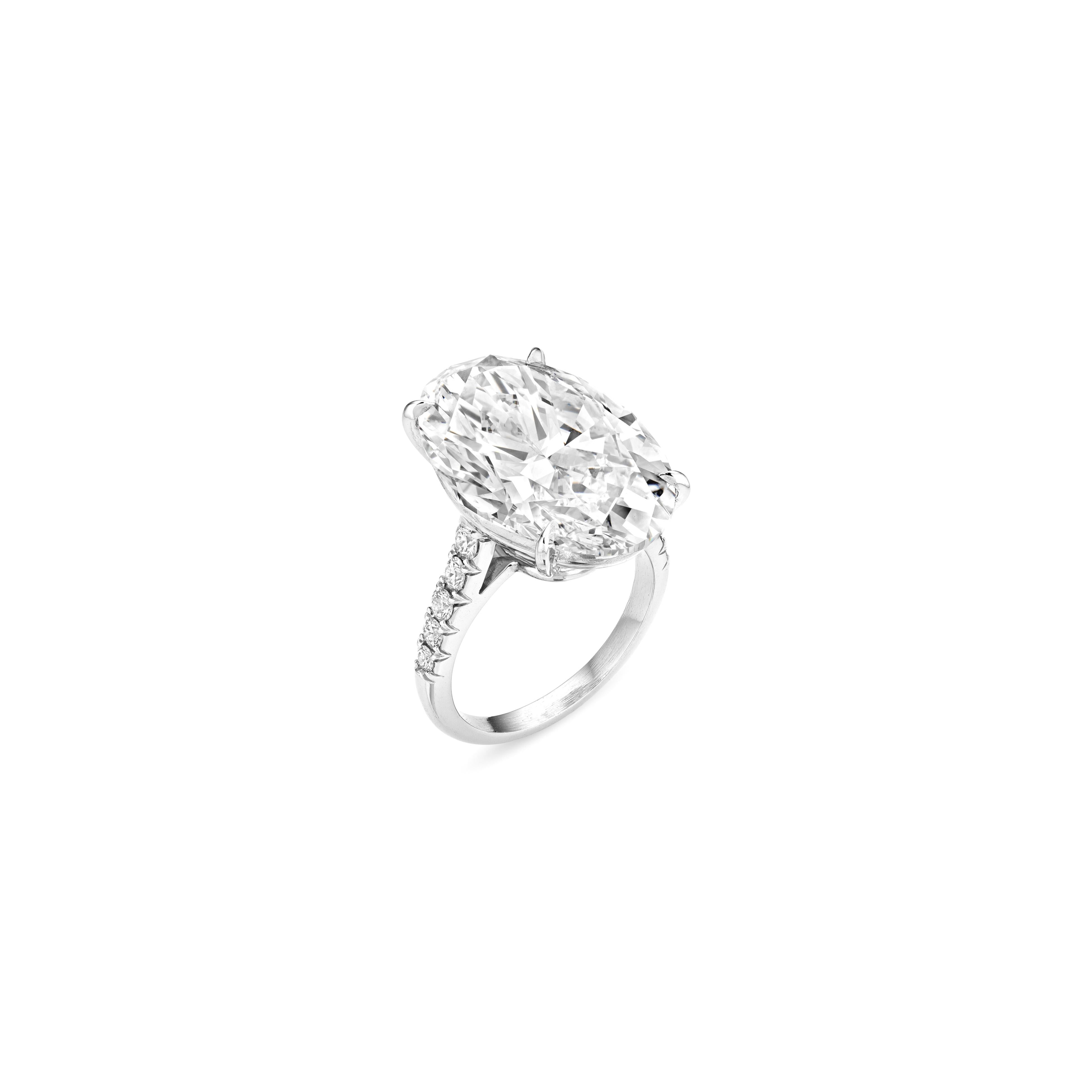 Contemporain GIA Certified 23 Carat Pear Cut Diamond Engagement Ring en vente