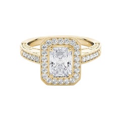 Anello con diamante radiante aureolato inciso e traforato certificato GIA da 2.3 carati