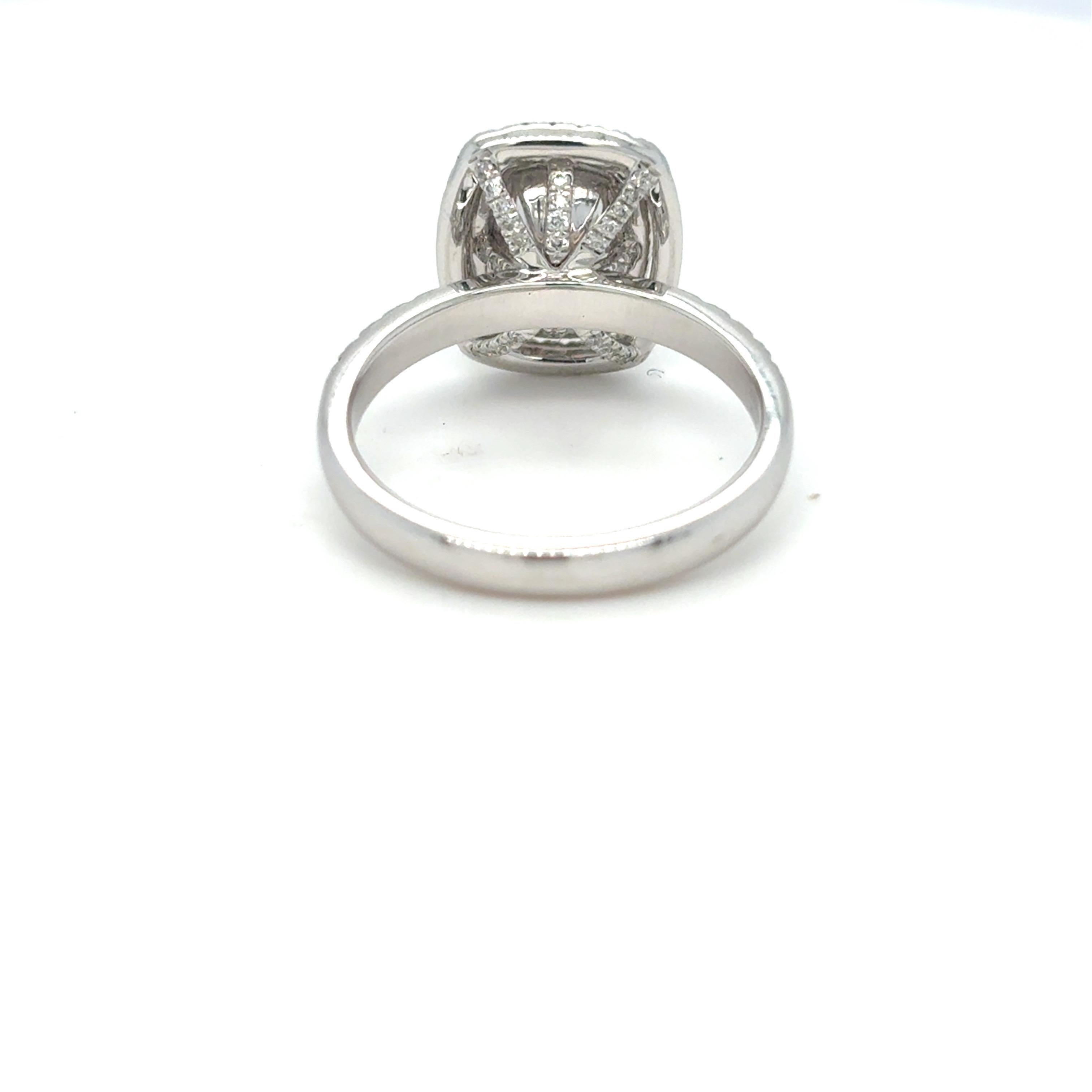 GIA Certified 2.30 Carat Cushion Cut Unheated Kashmir Sapphire Diamond Ring For Sale 2
