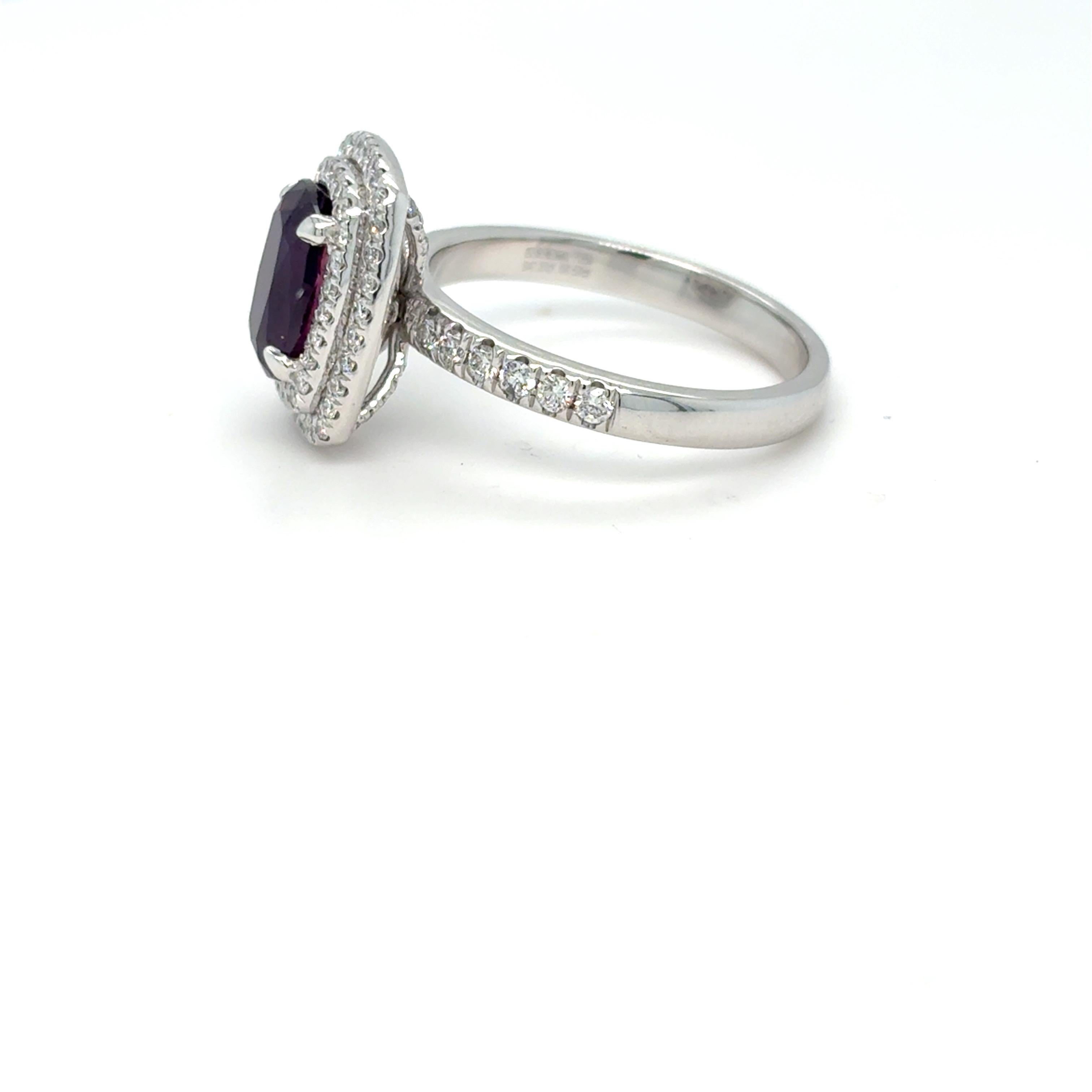 GIA Certified 2.30 Carat Cushion Cut Unheated Kashmir Sapphire Diamond Ring For Sale 3