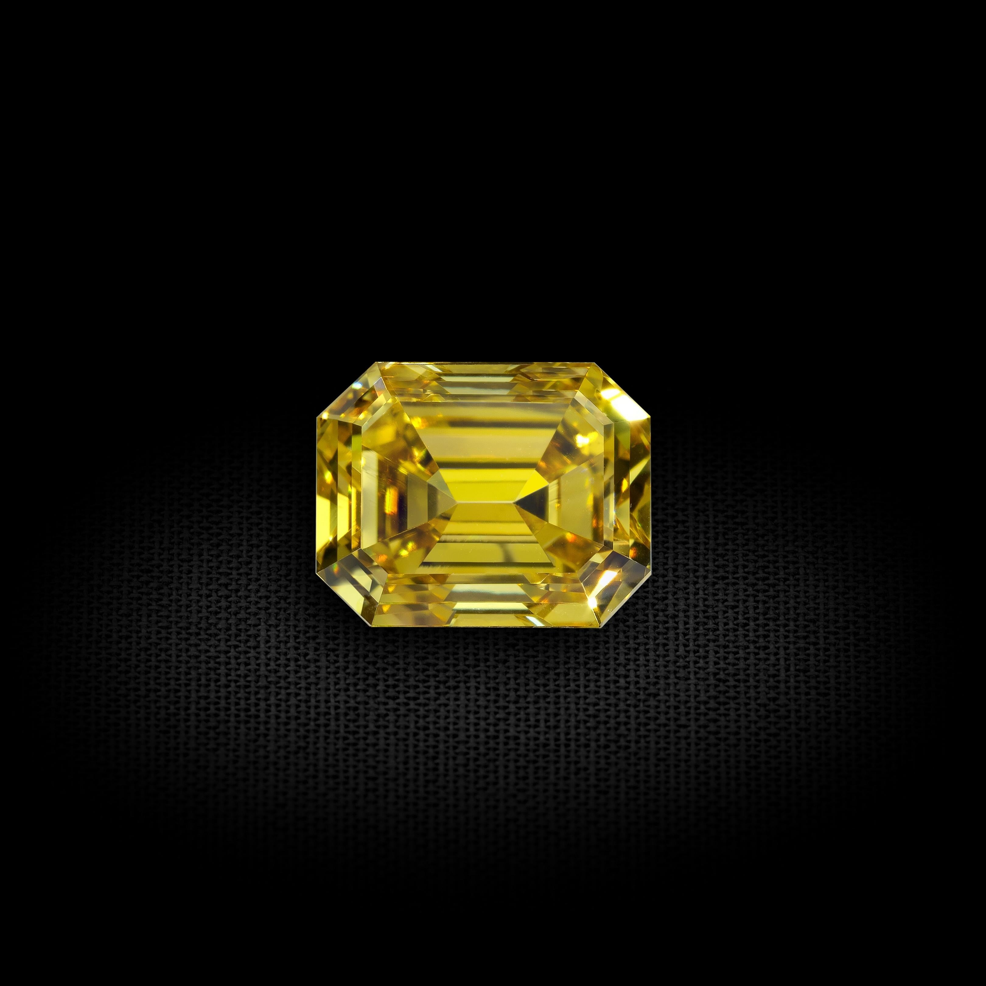 GIA Certified 2.30 Carat Emerald Cut Yellow Diamond Ring In New Condition For Sale In New York, NY