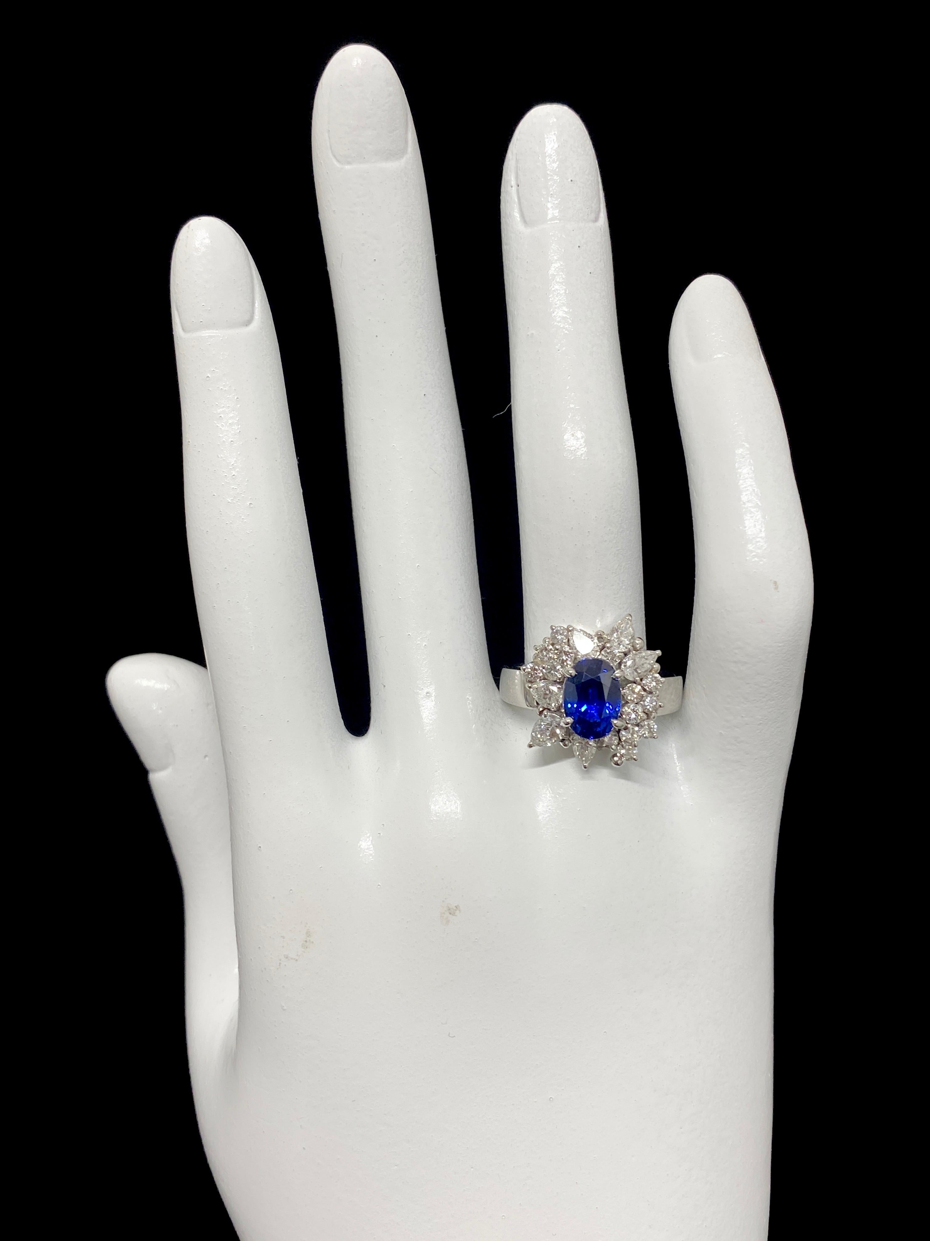 GIA Certified 2.30 Carat Natural Madagascar Sapphire Ring Set in Platinum 1