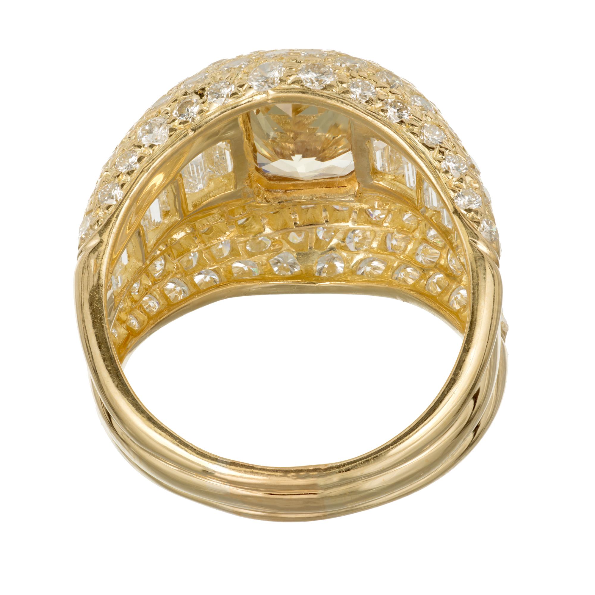 GIA Certified 2.30 Carat Sapphire Diamond Yellow Gold Cocktail Ring For Sale 1