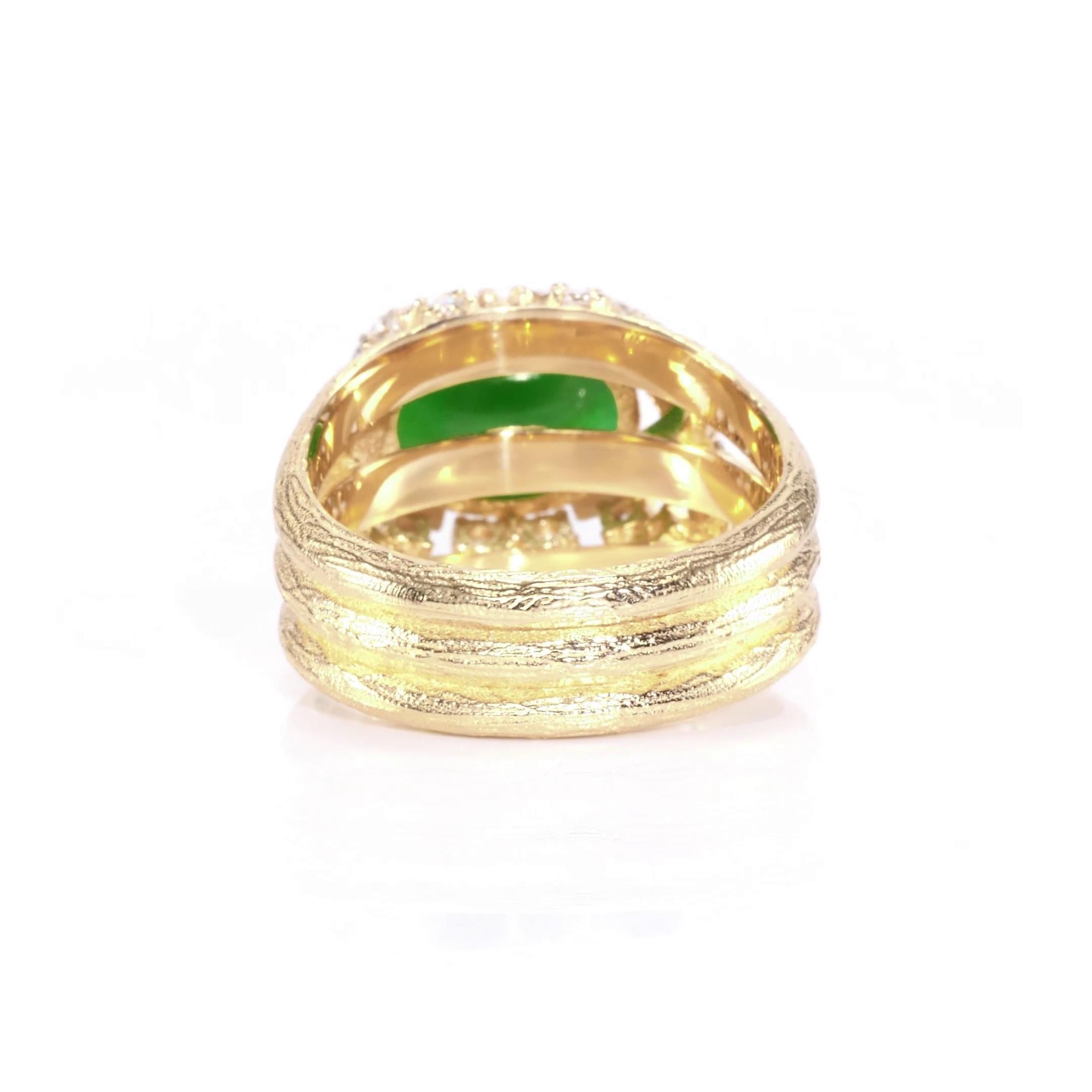 GIA Certified 2.30ct Type A Imperial Jadeite Jade 18K Rose / Yellow Gold Ring In New Condition For Sale In LA, CA