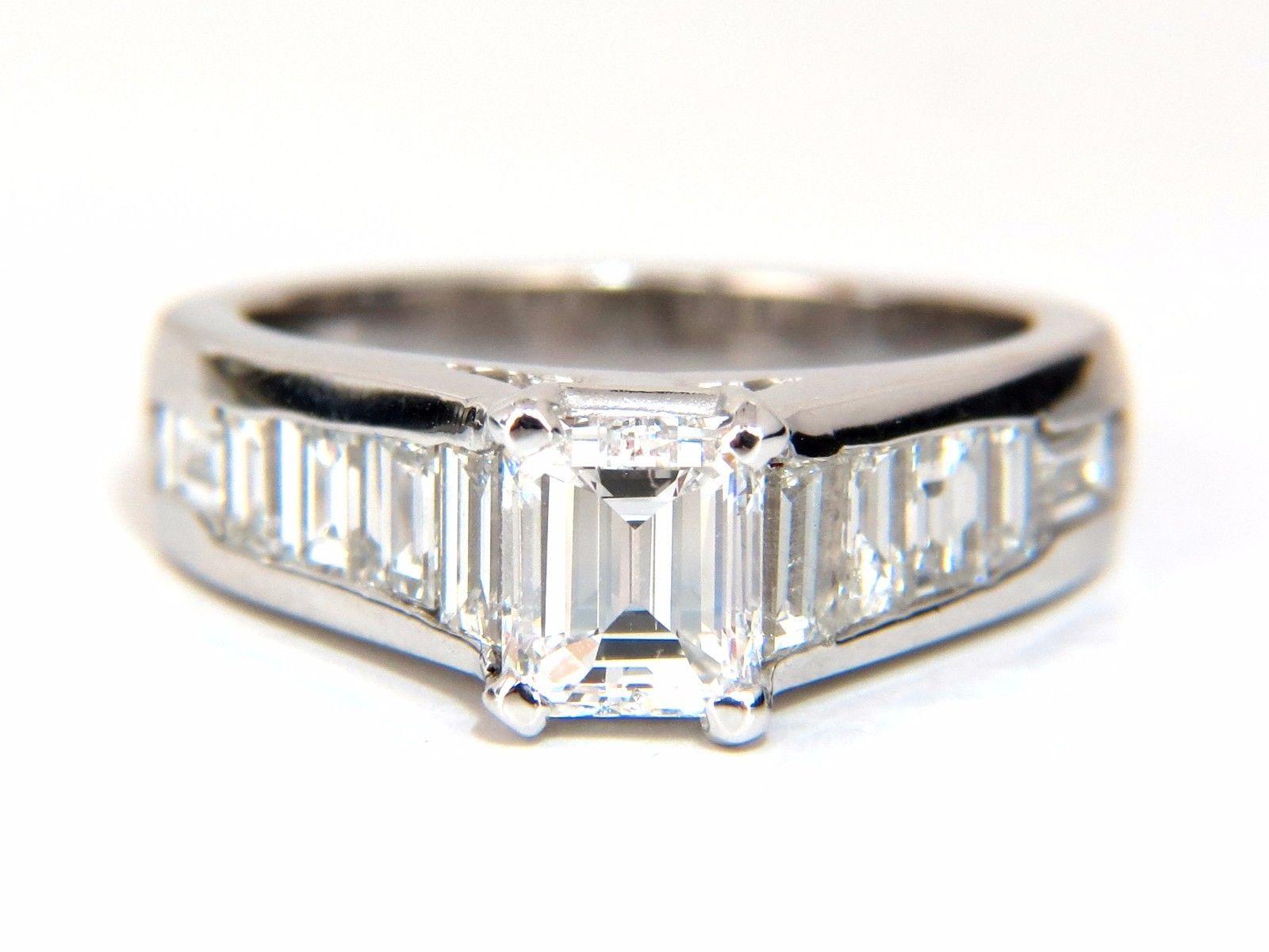 Women's or Men's GIA Certified 2.31 Carat Emerald Cut Baguette Diamonds Ring 14 Karat