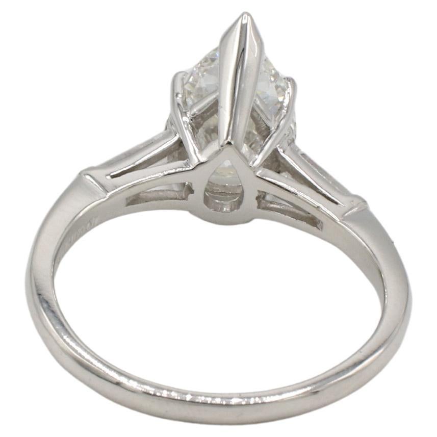 Anillo de compromiso con diamante natural en forma de pera de 2,31 quilates I SI1 certificado por el GIA Corte pera en venta