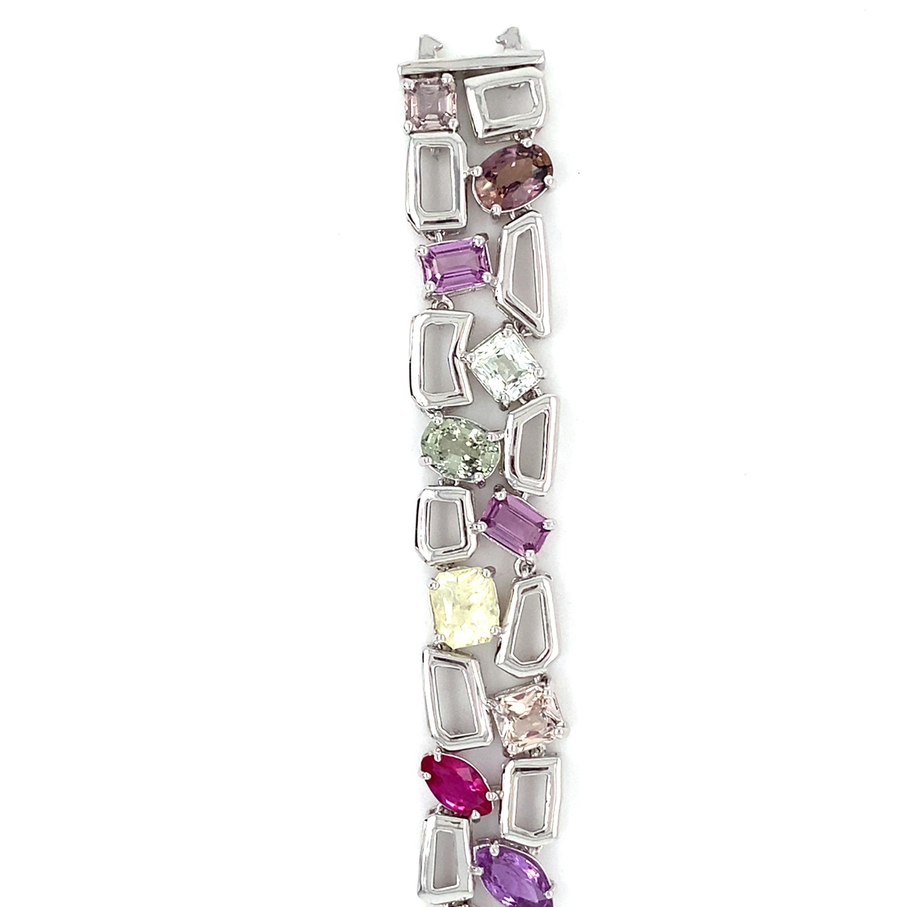 GIA Certified 23.72 Carat Multicolor Sapphire Platinum Bracelet For Sale 3