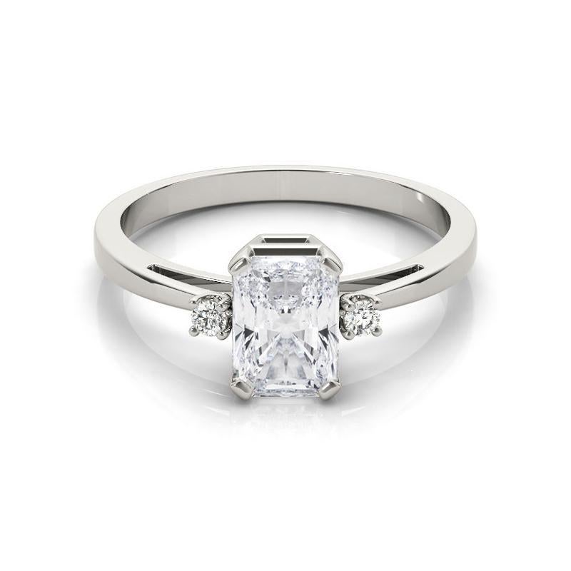 Bague à trois pierres en or blanc 18 carats certifiée GIA de 2,39 carats de diamants rayonnants