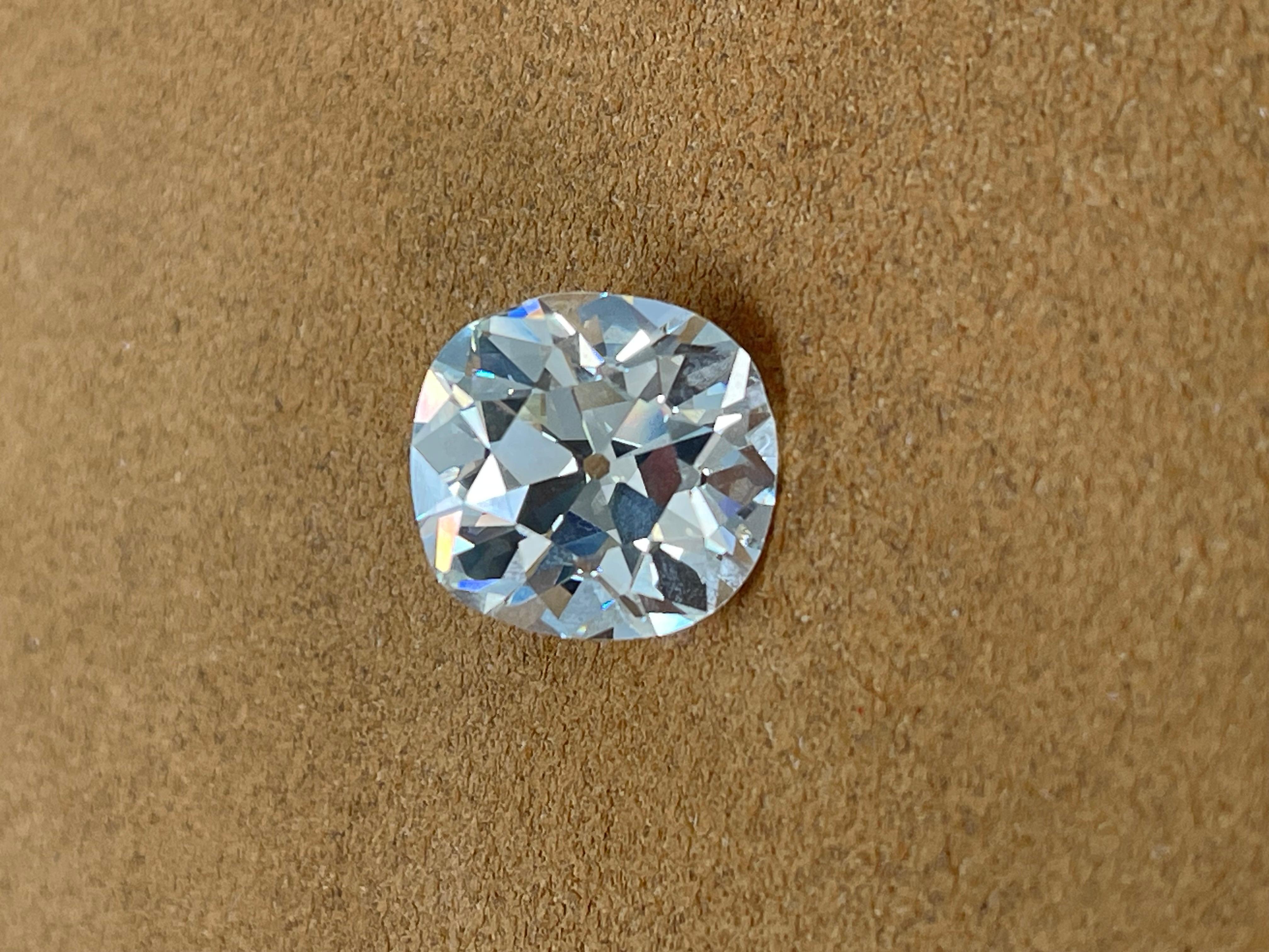 Diamante talla antigua de 24 quilates certificado por la Gia. Corte cojín antiguo