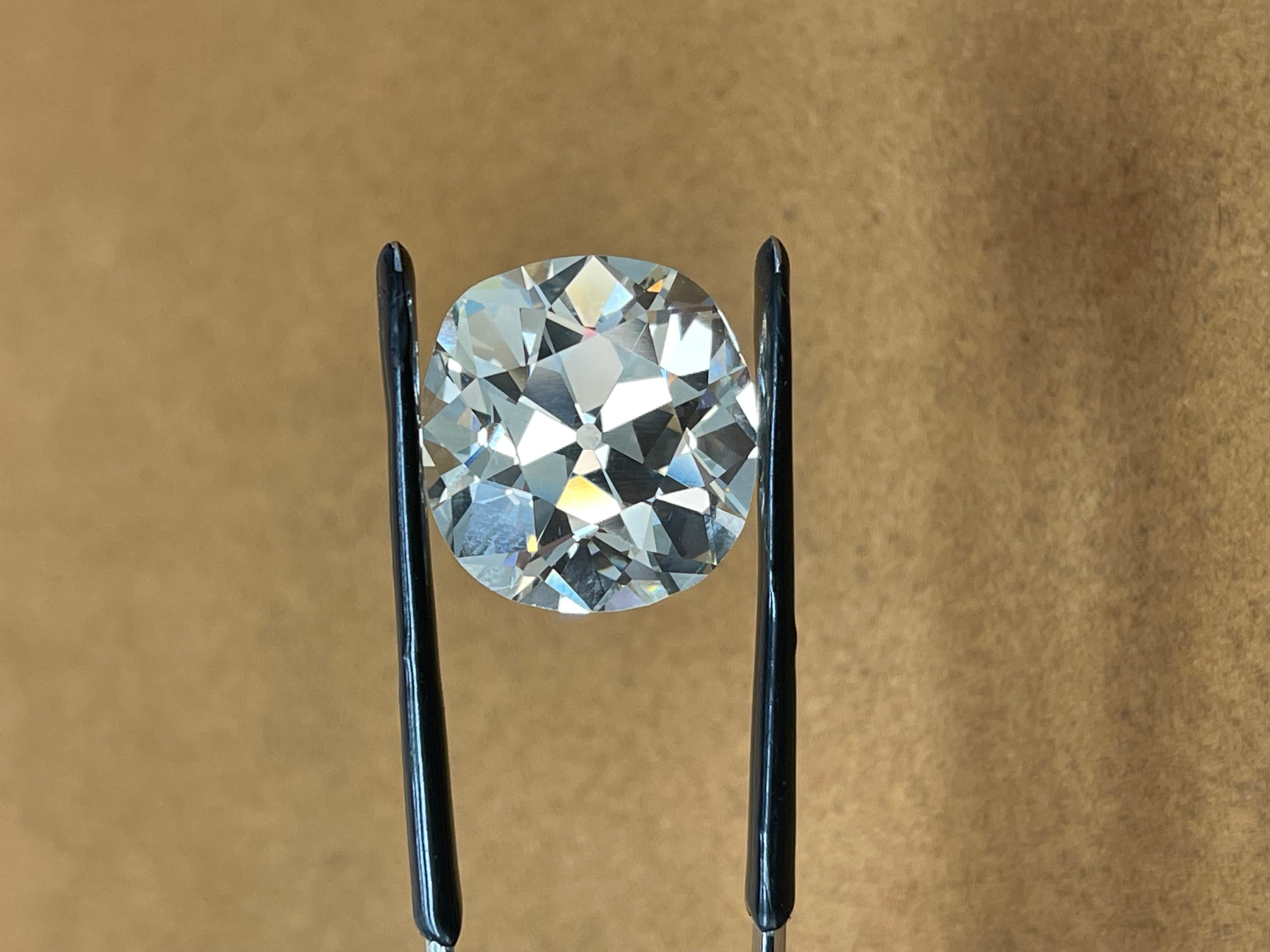 Diamante talla antigua de 24 quilates certificado por la Gia. en Excelente Estado en New York, NY