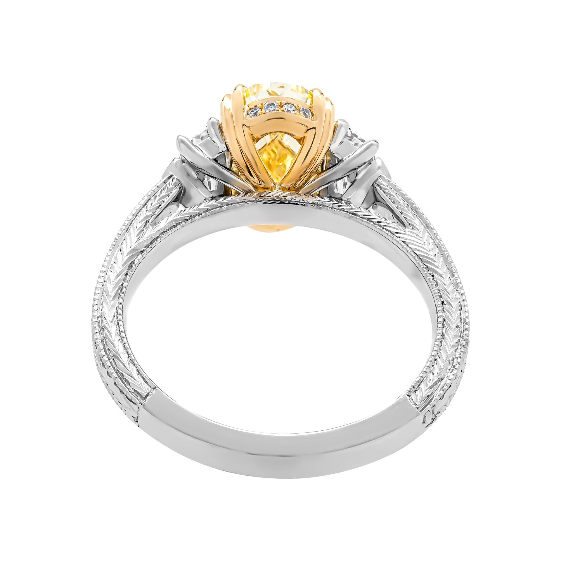 GIA Certified 2.40 Carat Fancy Yellow Oval Cut Three-Stone Ring In New Condition In New York, NY