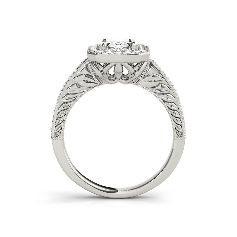 GIA zertifiziert 2,40 Karat Radiant Halo graviert Openwork Platin Diamantring im Zustand „Neu“ in New York, NY