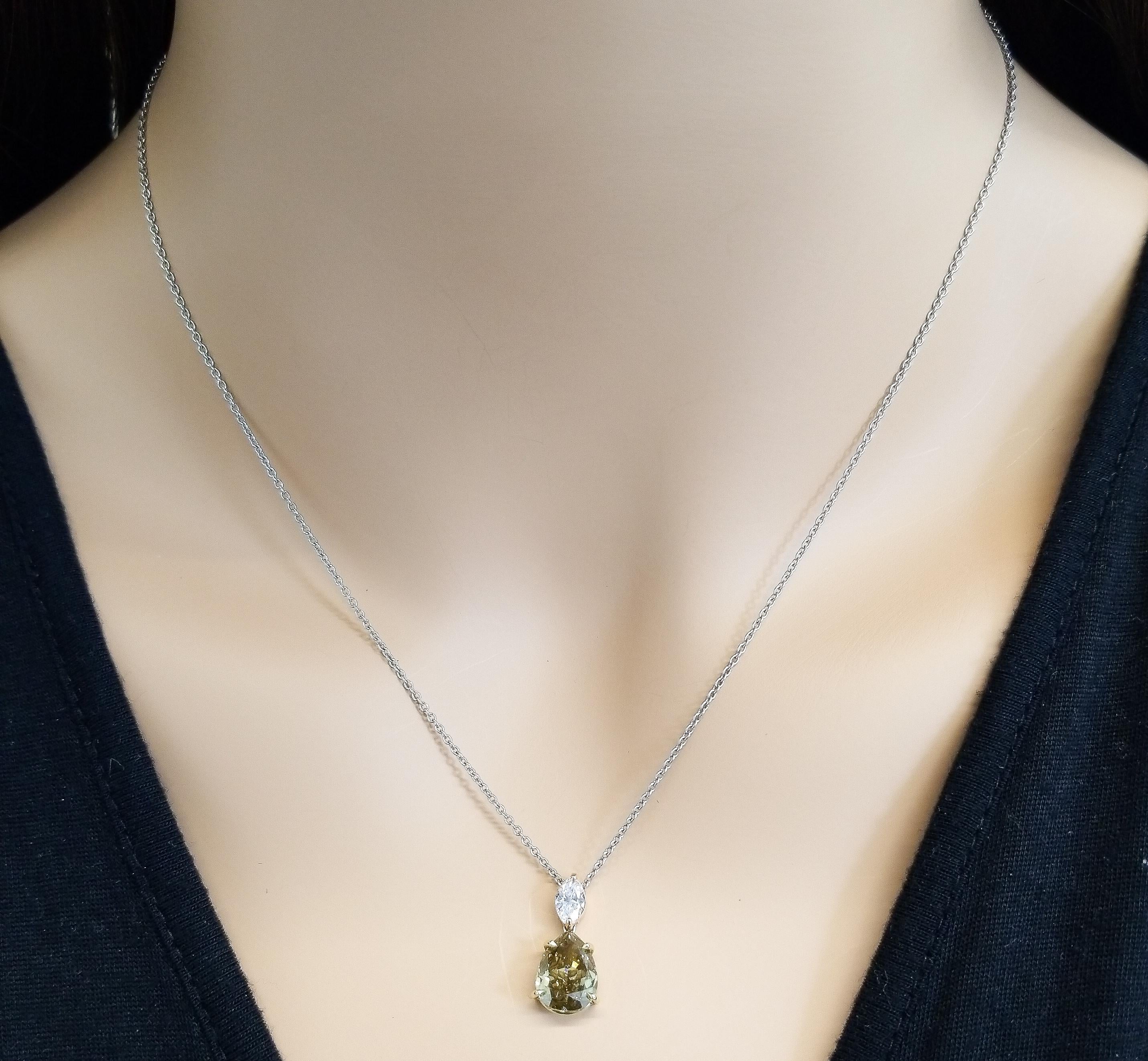 GIA Certified 2.44 Carat Pear Shape Fancy Greenish Yellow Diamond Necklace In New Condition For Sale In Chicago, IL