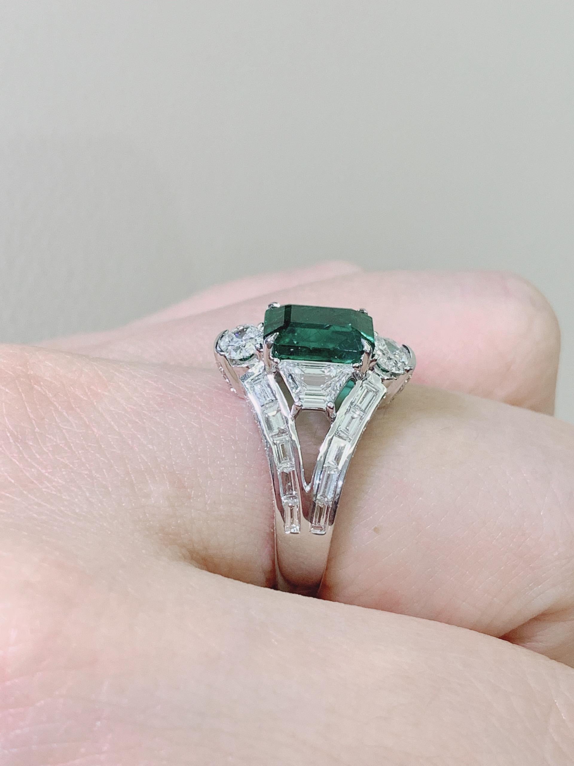 GIA Certified White Gold 2.44 Ct Zambian Natural Emerald Diamond Engagement Ring For Sale 4