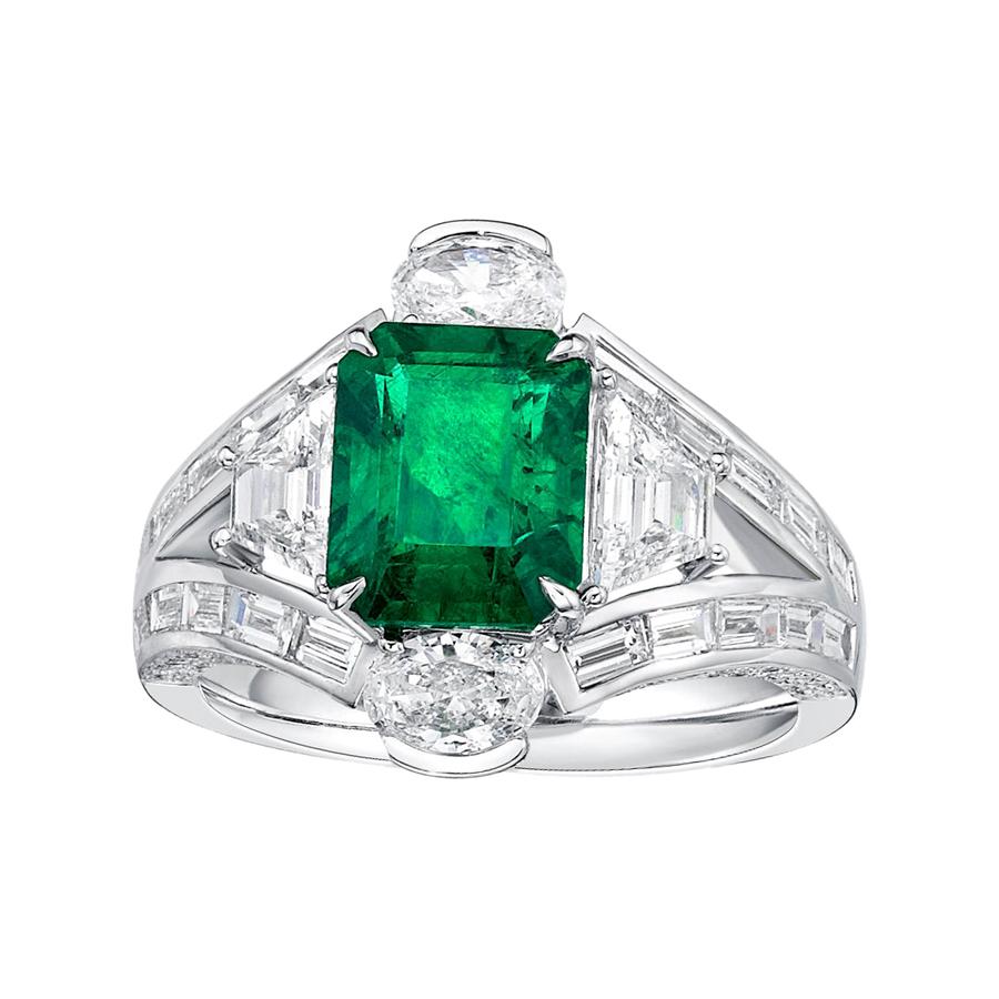 GIA Certified White Gold 2.44 Ct Zambian Natural Emerald Diamond Engagement Ring For Sale