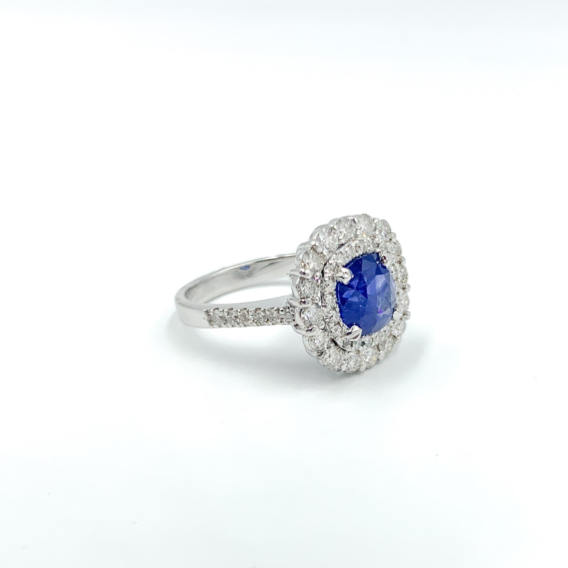 Contemporary GIA Certified 2.440 Carat Sri Lankan Cornflower Blue Sapphire Ring