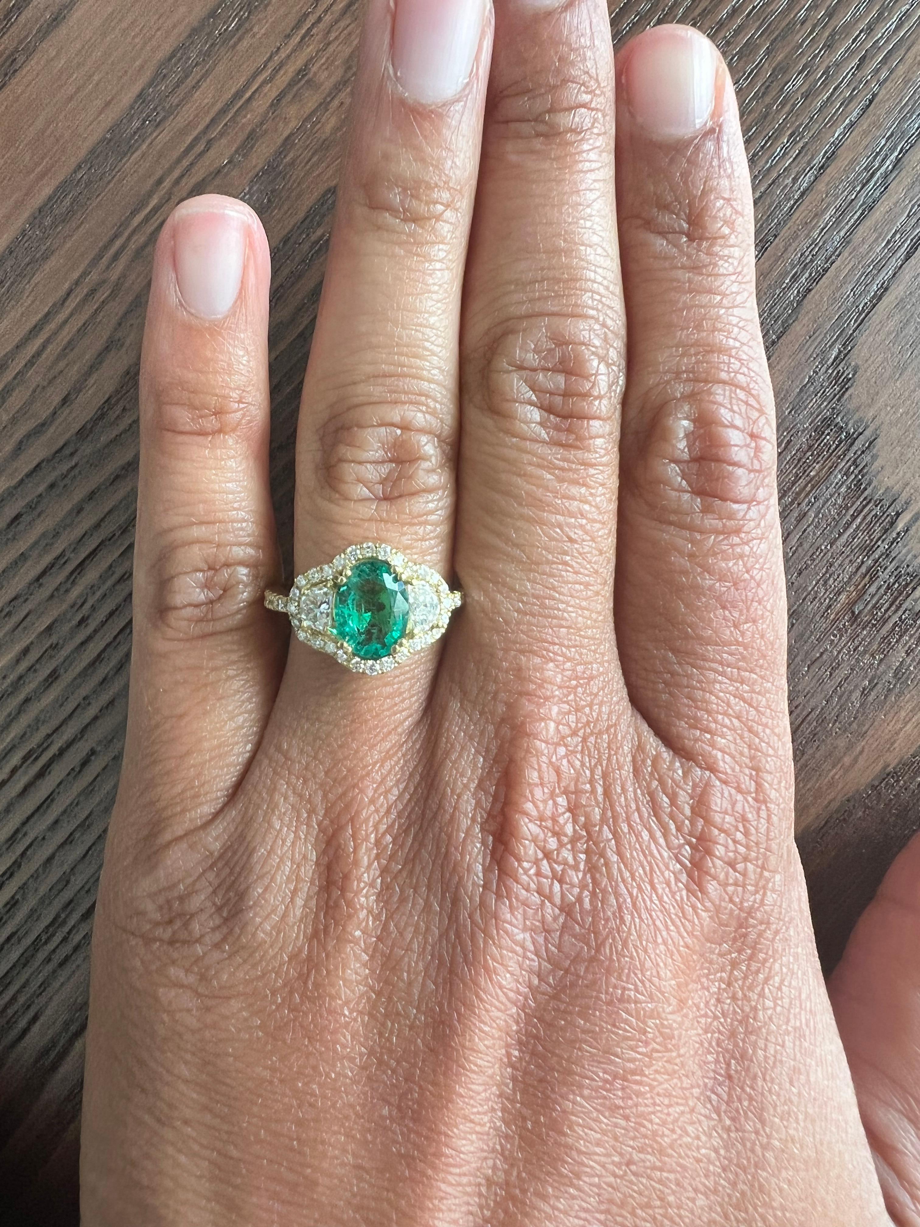 Women's GIA Certified 2.45 Carat Emerald Diamond 18 Karat Yellow Gold Three Stone Ring For Sale
