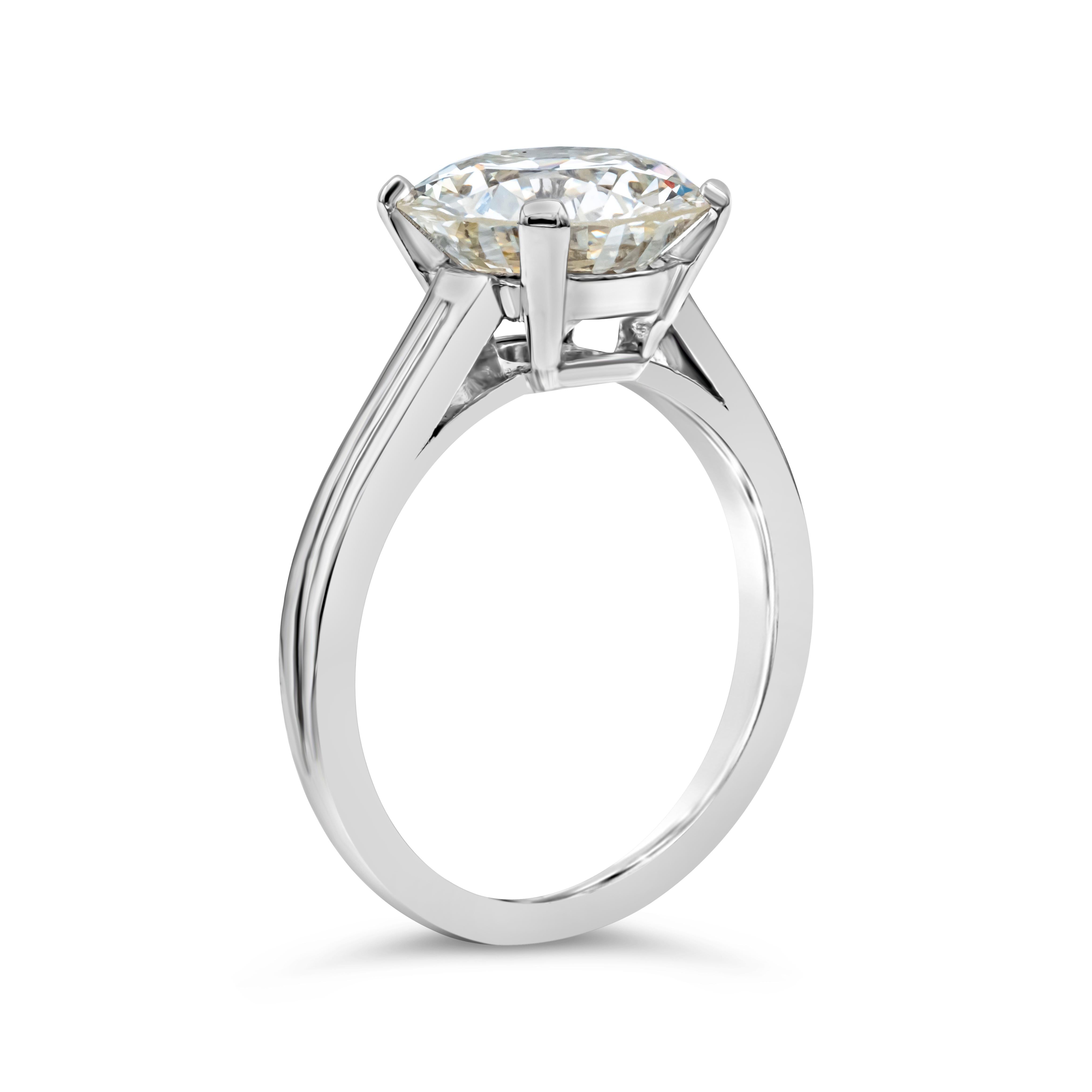 Taille ronde Bague de fiançailles solitaire certifiée GIA de 2,47 carats de diamants ronds totaux en vente