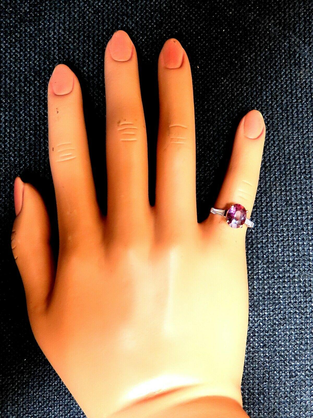 Bague en or 18 carats avec diamants et saphir rose violet naturel de 2,77 carats certifié par le GIA 1