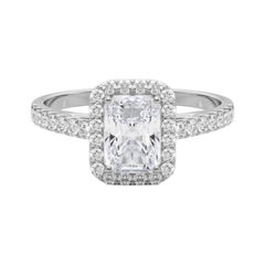 GIA Certified 2,5 Carat Radiant Halo Pave Anello con diamanti in oro bianco 18K