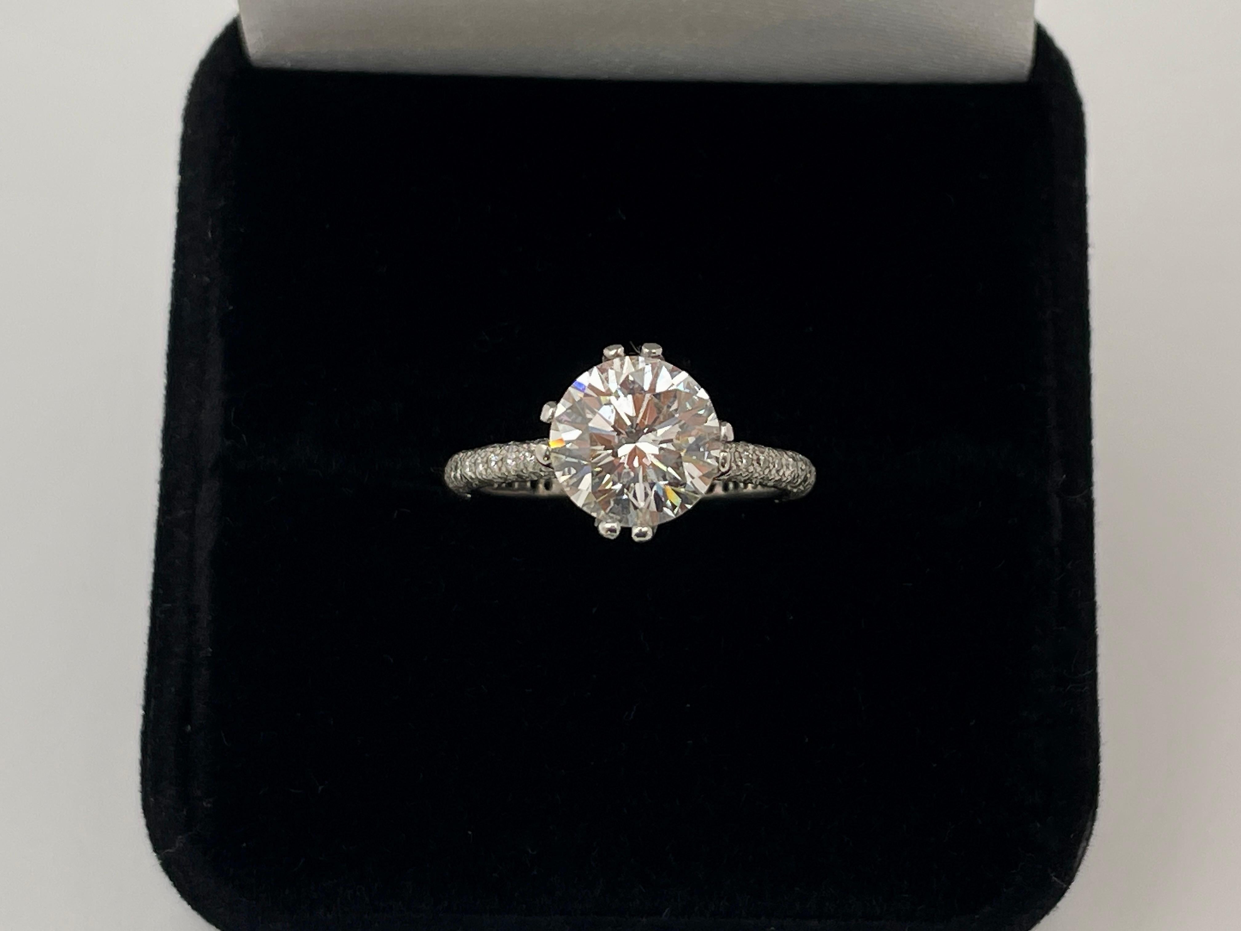 Round Cut GIA Certified 2.50 Carat Diamond Platinum Engagement Ring For Sale